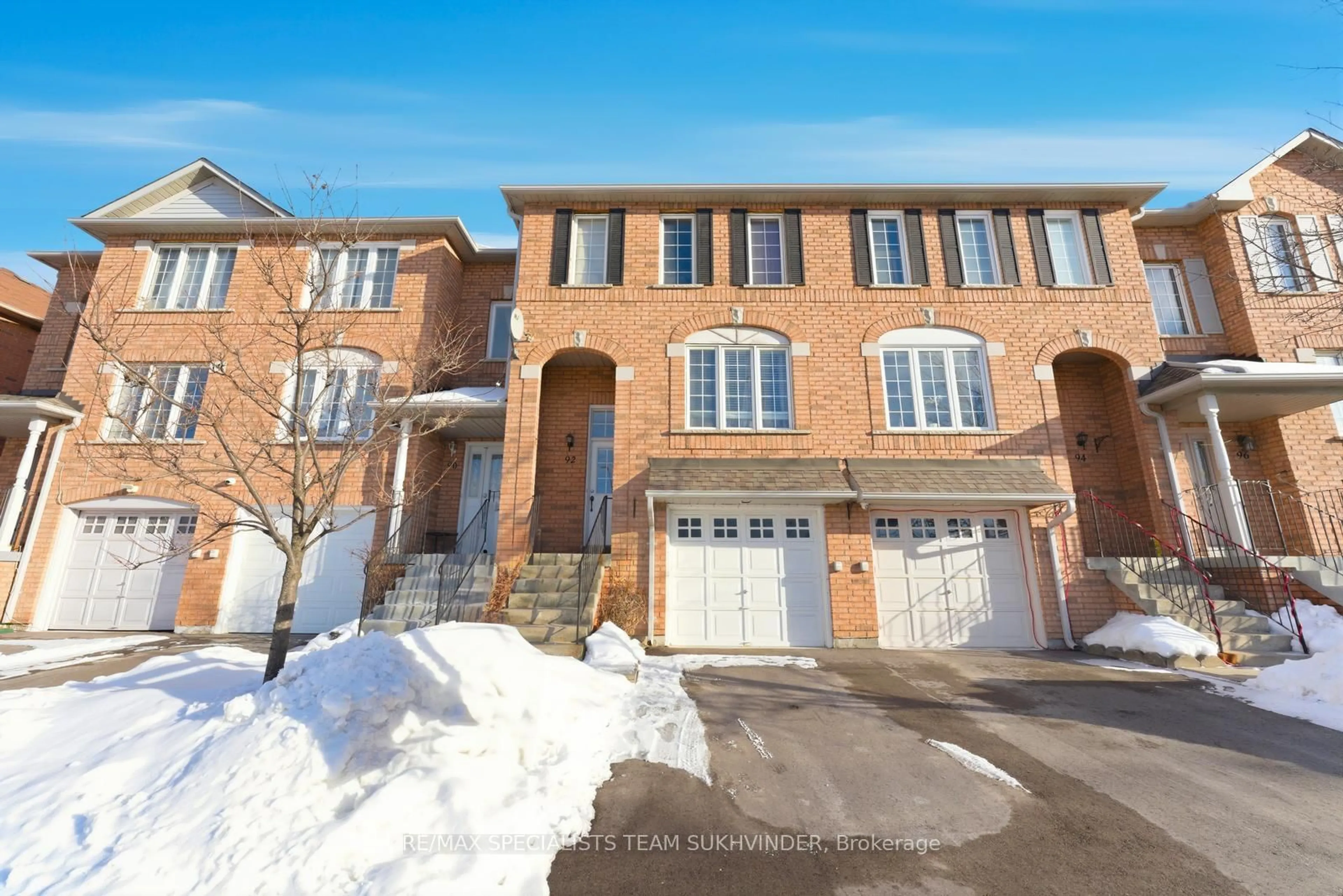 Home with brick exterior material, street for 2 Clay Brick Crt #92, Brampton Ontario L6V 4M7