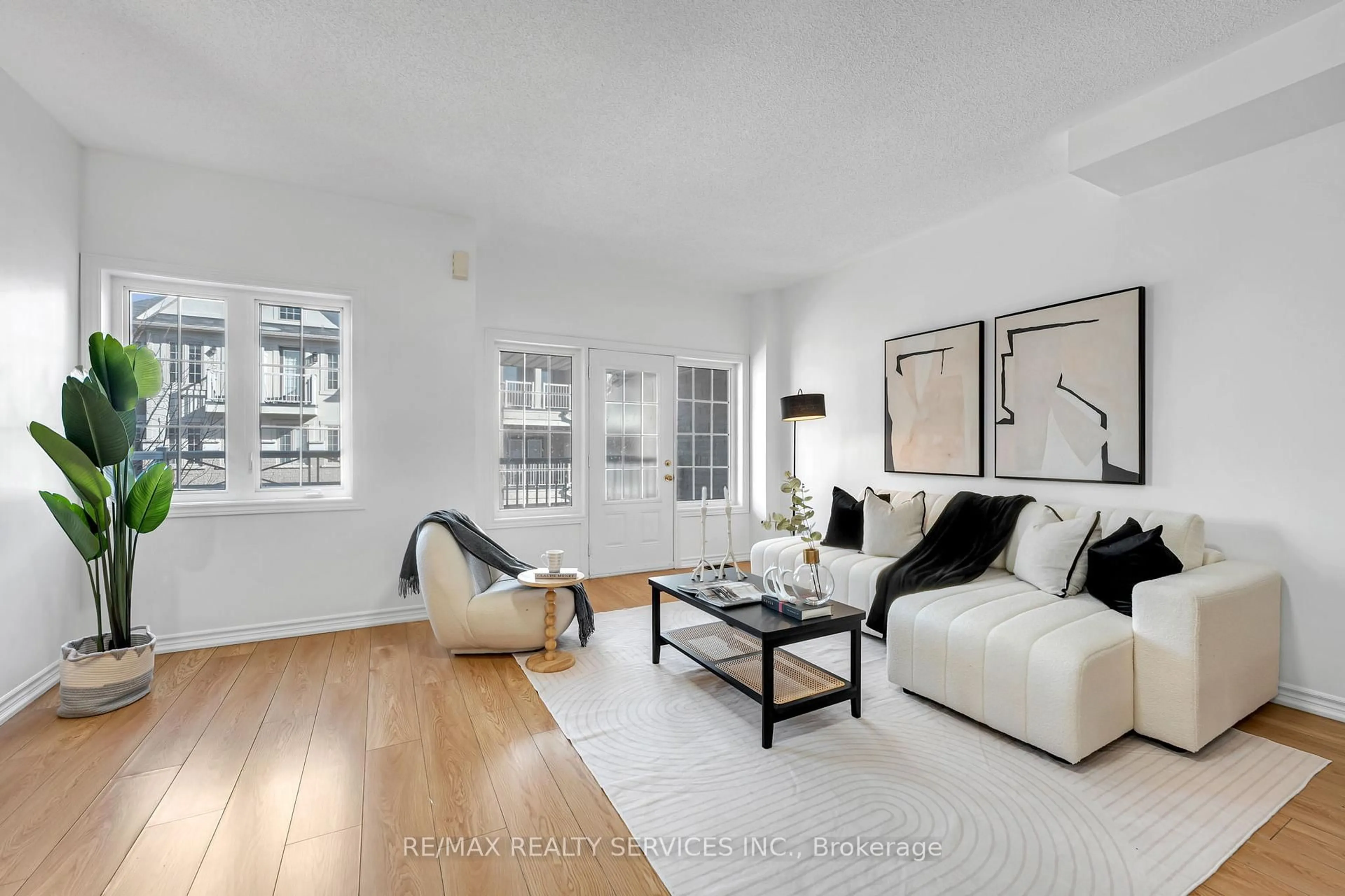 Living room with furniture, unknown for 6 Rabbit Run Way, Brampton Ontario L6Z 0B4