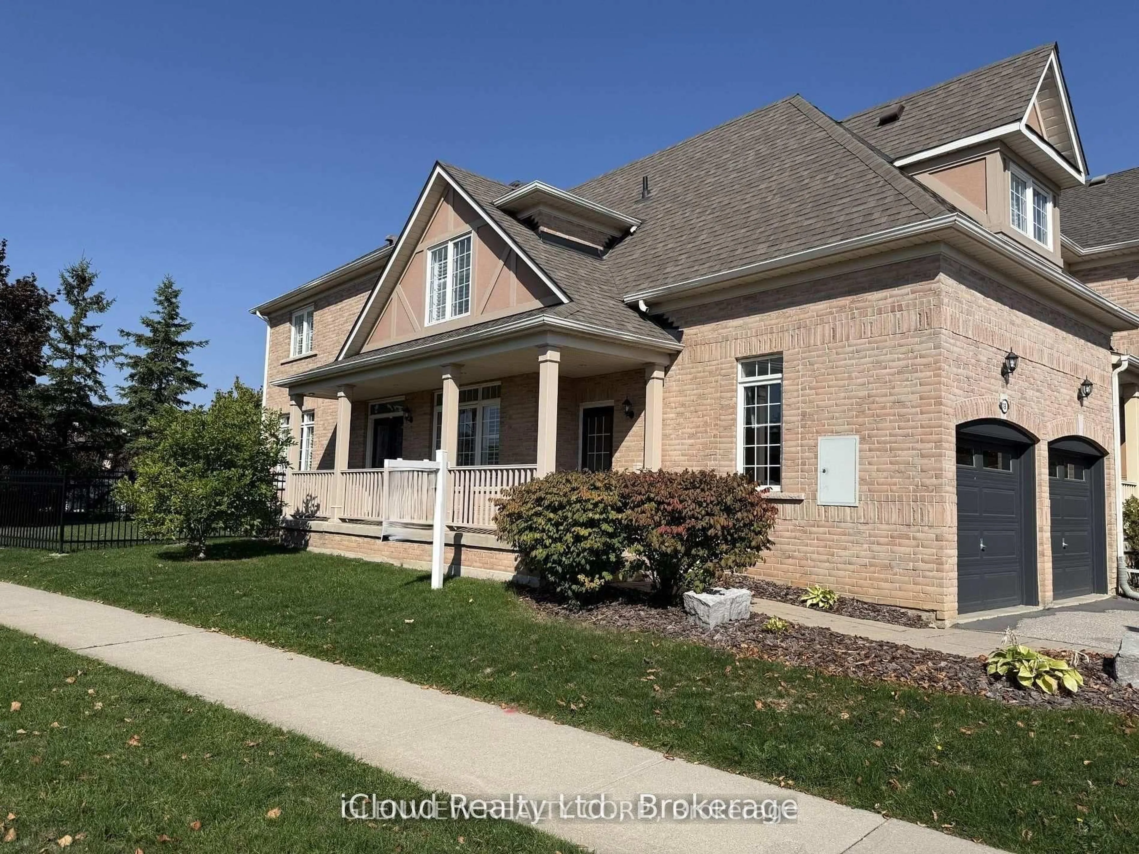 Home with brick exterior material, street for 2295 Rochester Circ #18, Oakville Ontario L6M 5C9