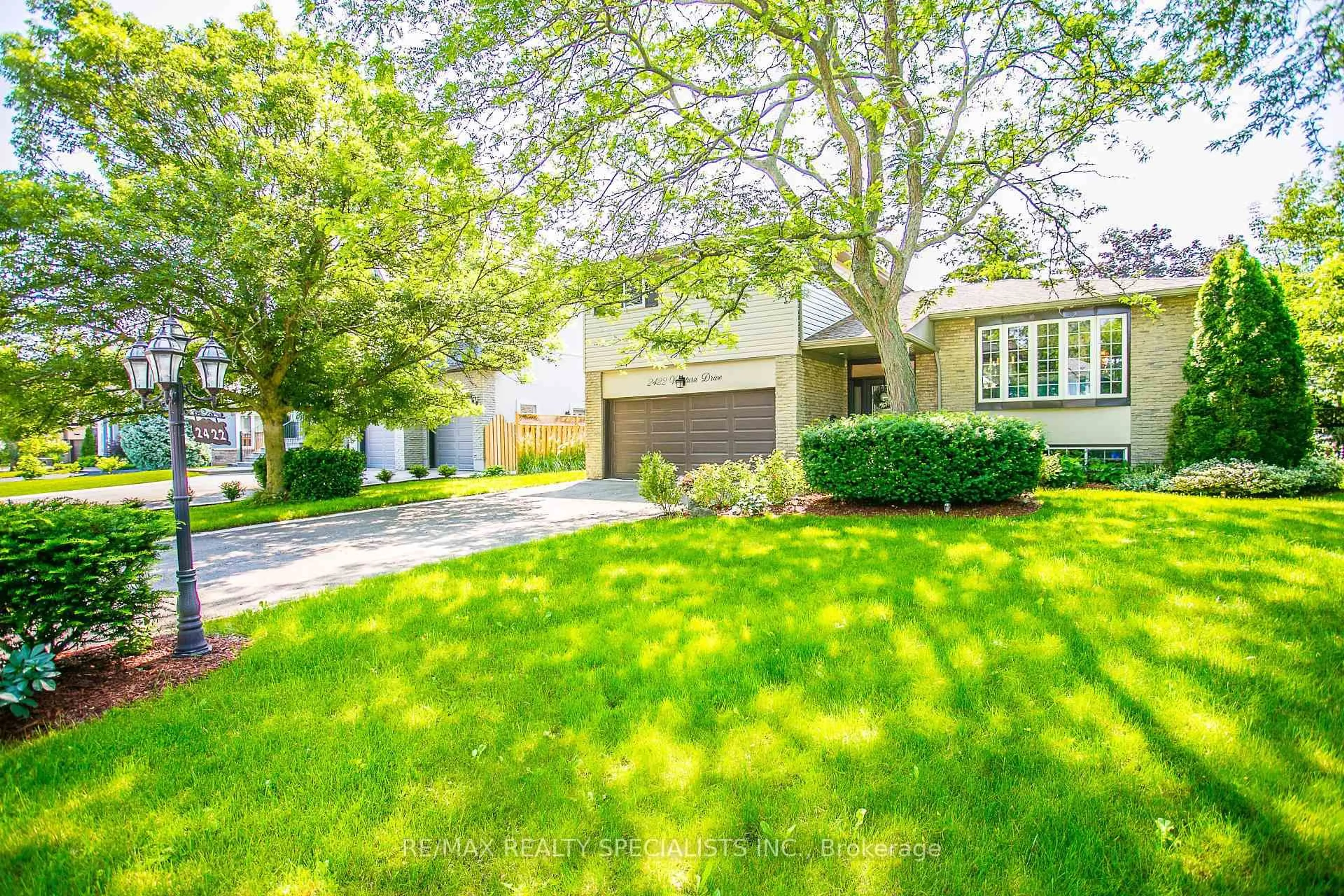 Unknown for 2422 Ventura Dr, Oakville Ontario L6L 2H4