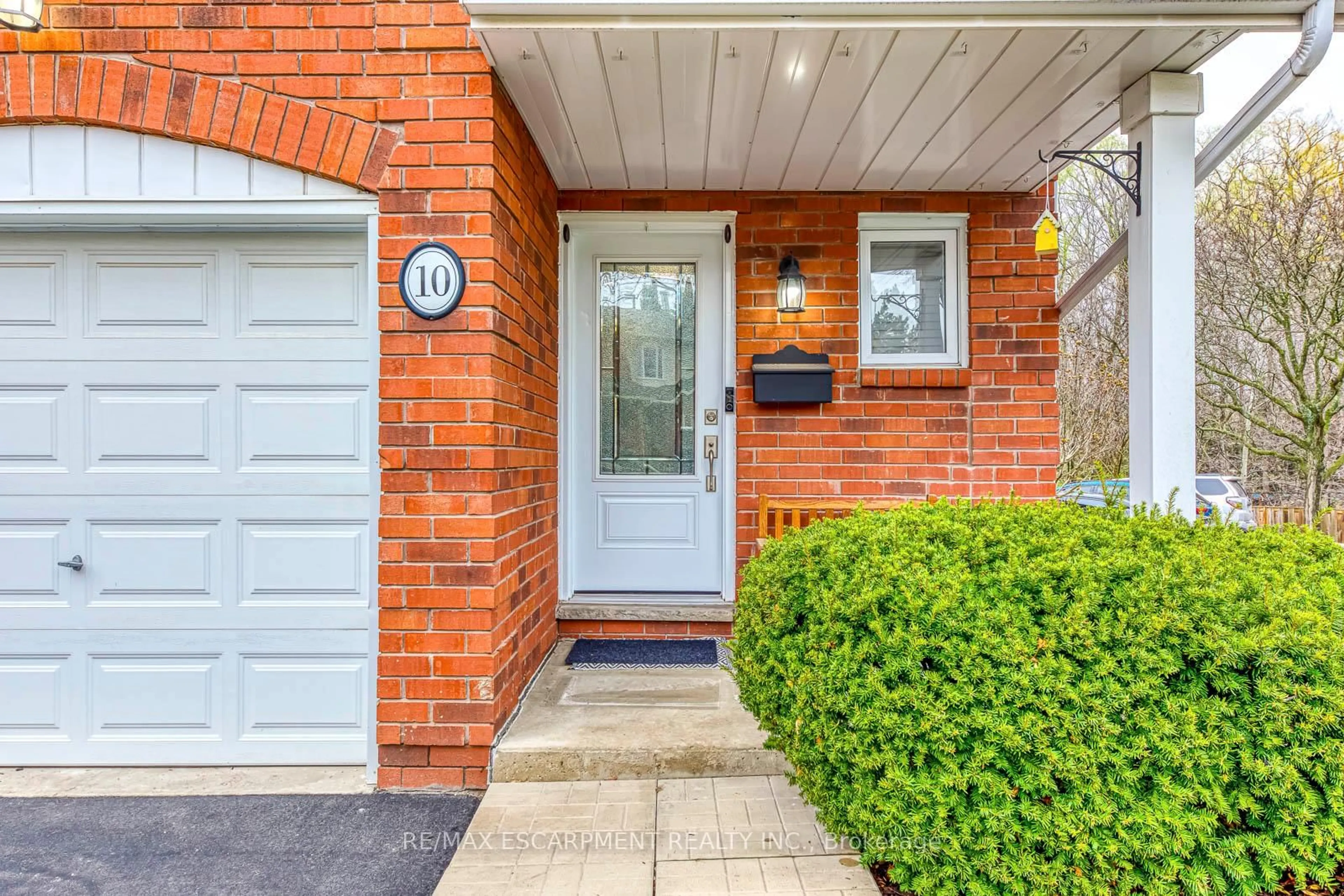 Unknown for 3115 New St #10, Burlington Ontario L7N 3T5