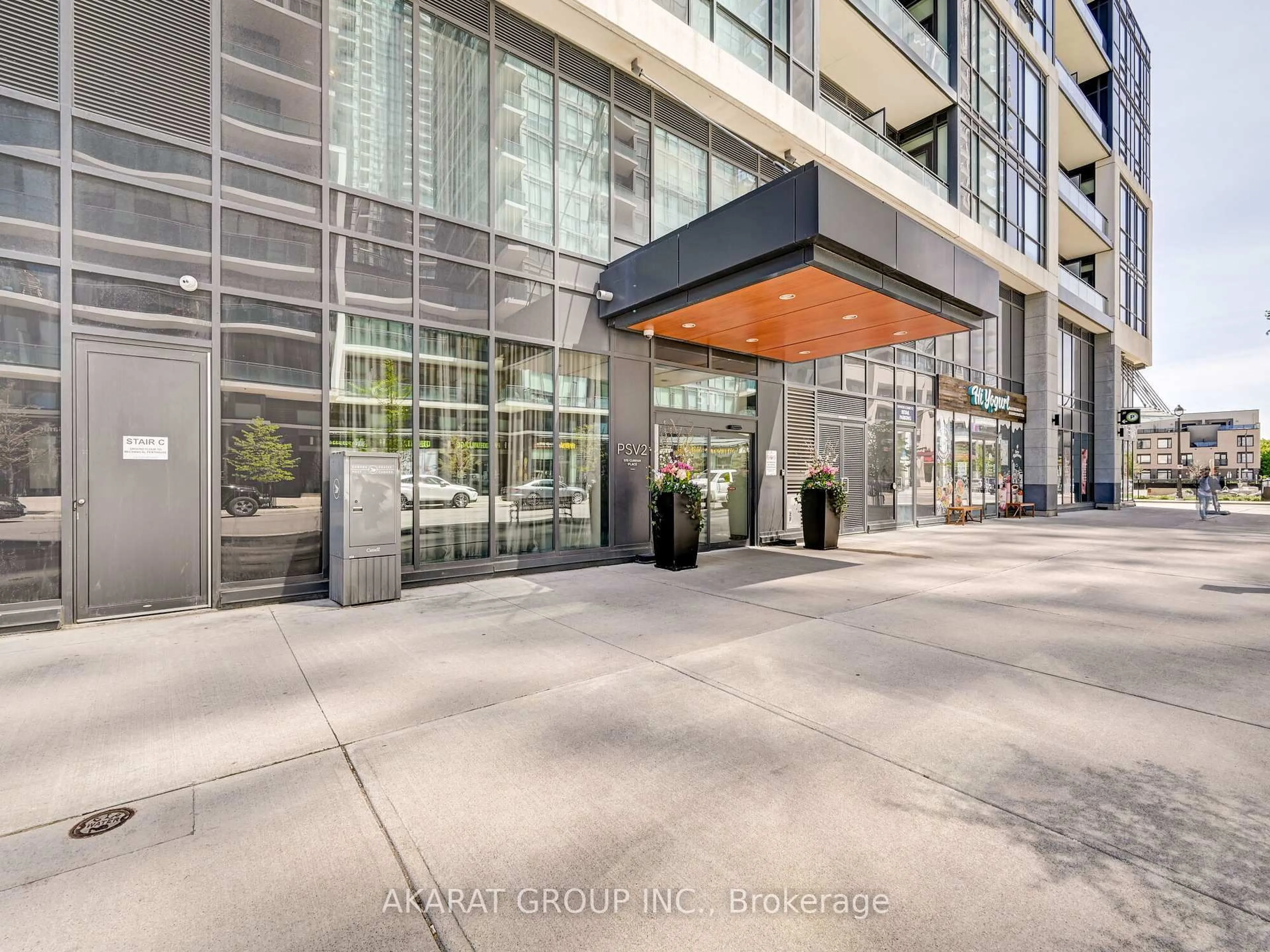 Indoor foyer for 510 Curran Pl #2608, Mississauga Ontario L5B 0J8