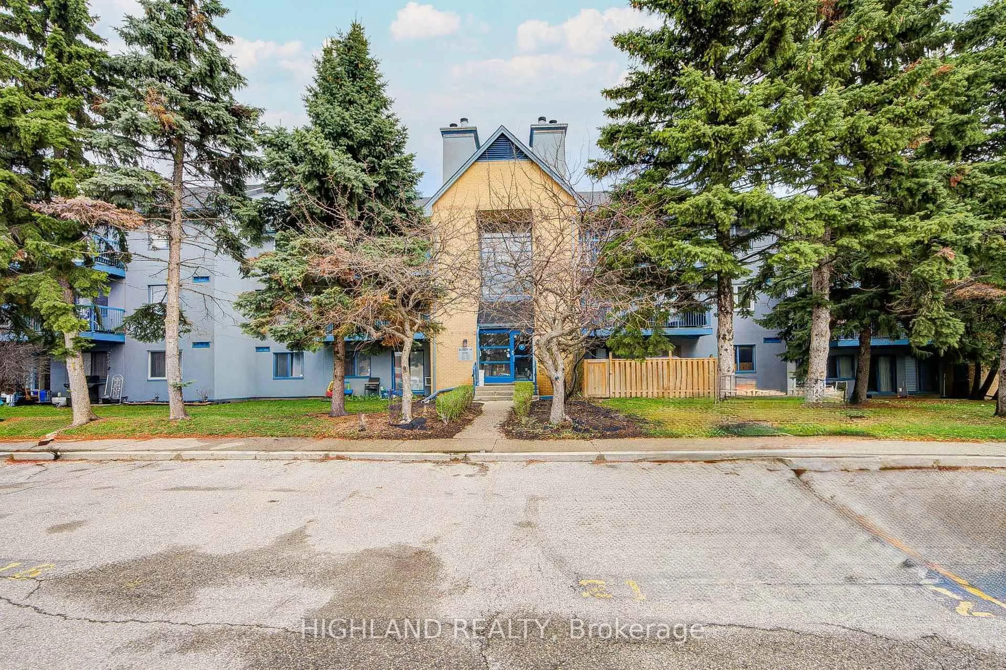 Unknown for 95 Trailwood Dr #1033, Mississauga Ontario L4Z 3L2