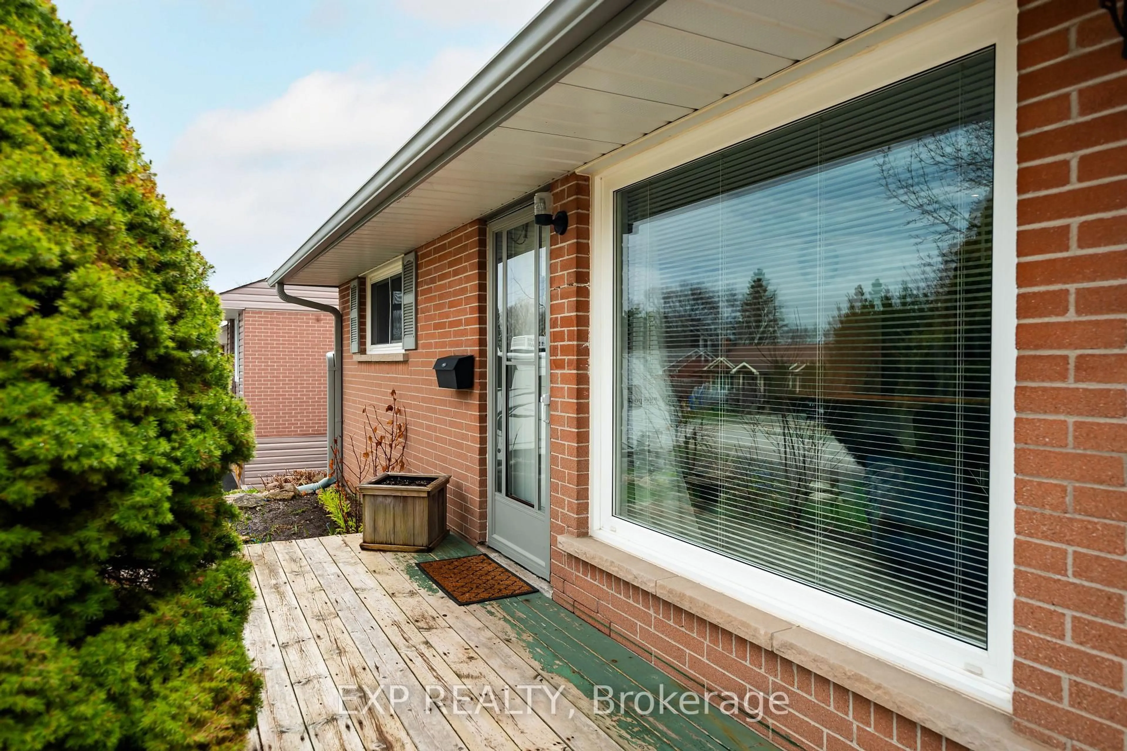 Home with brick exterior material, unknown for 66 Bythia St, Orangeville Ontario L9W 2S5