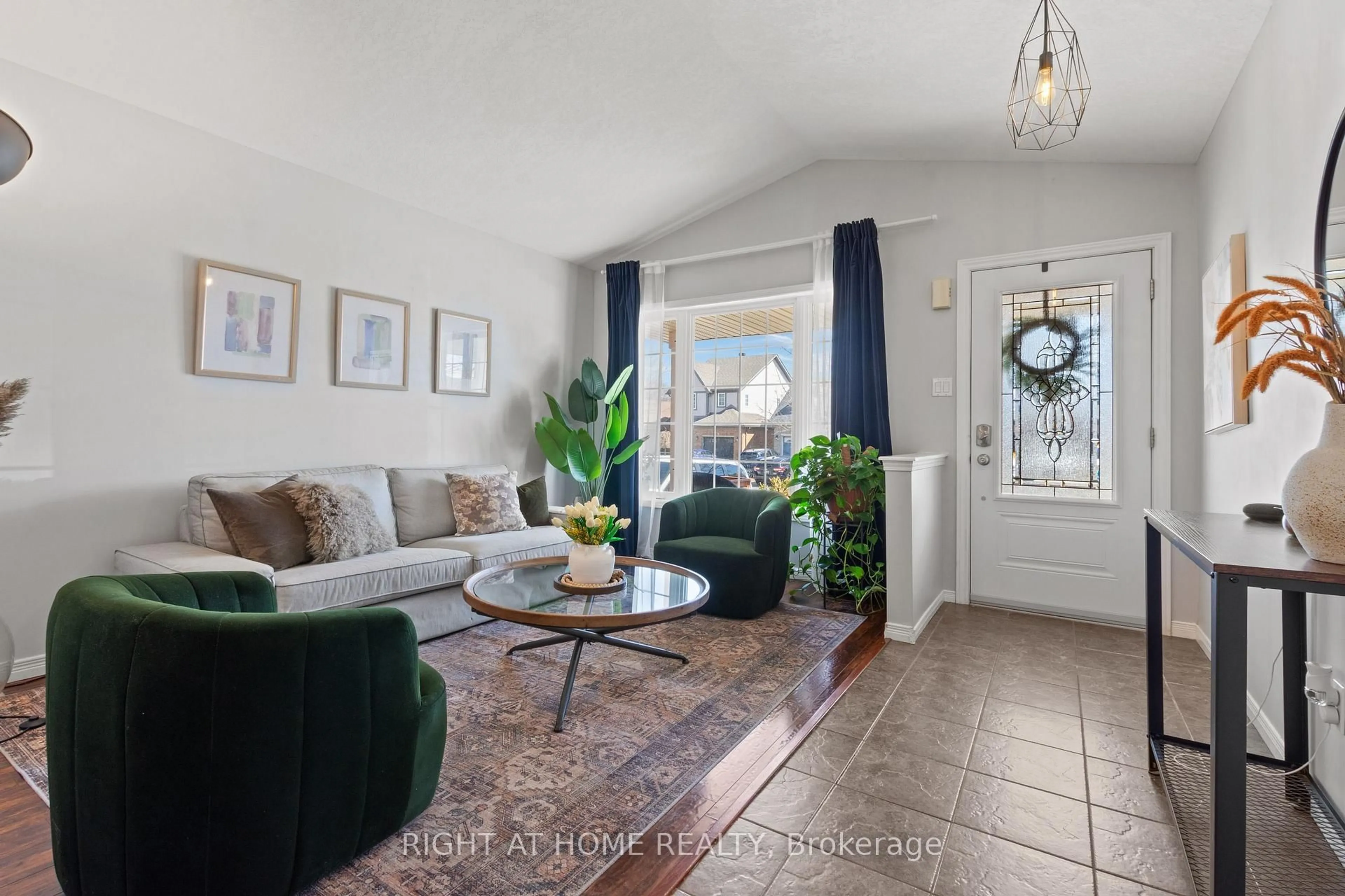 Living room with furniture, unknown for 15 Settlers Rd, Orangeville Ontario L9W 5E3