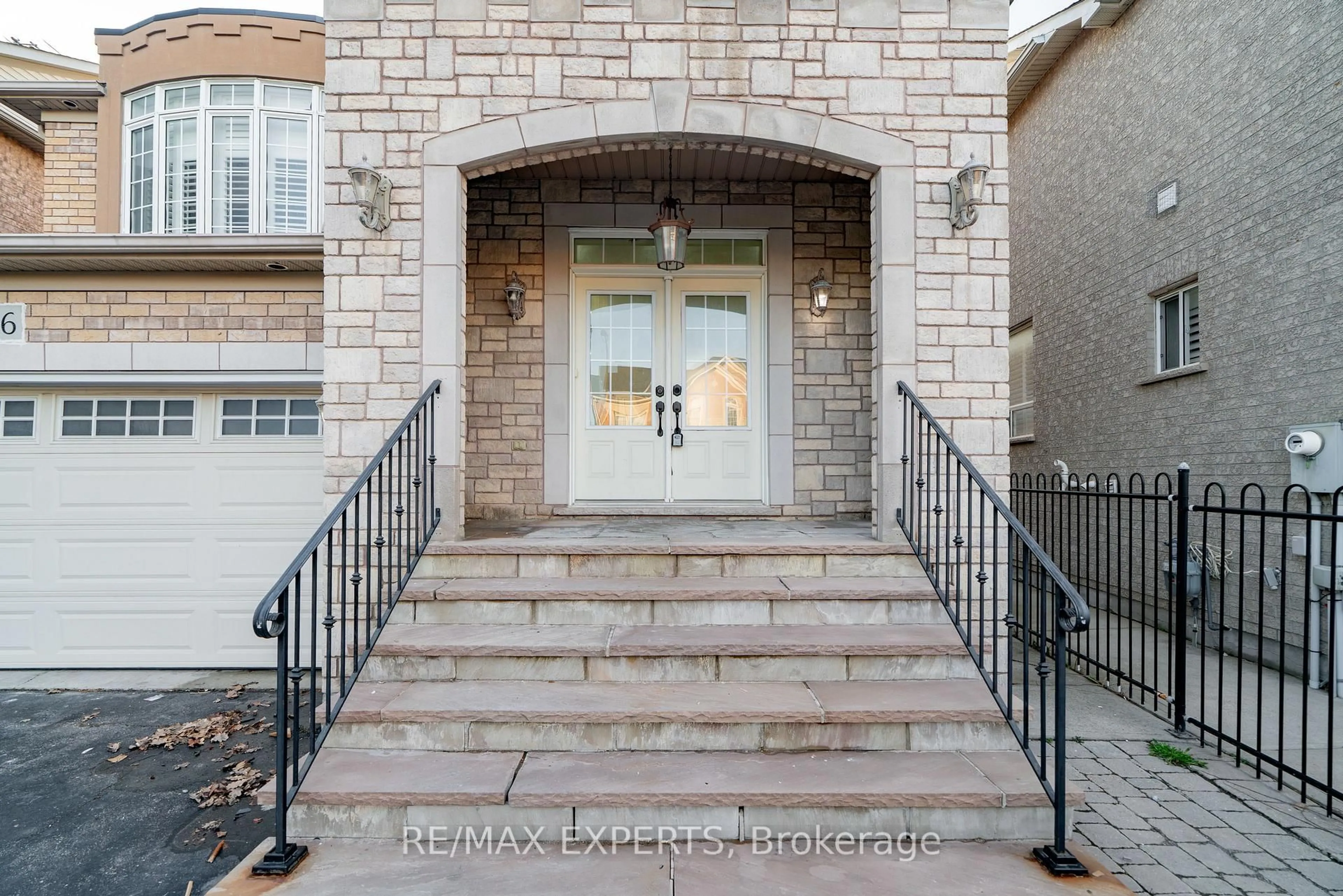 Unknown for 96 Sedgewick Circ, Brampton Ontario L7A 2P6