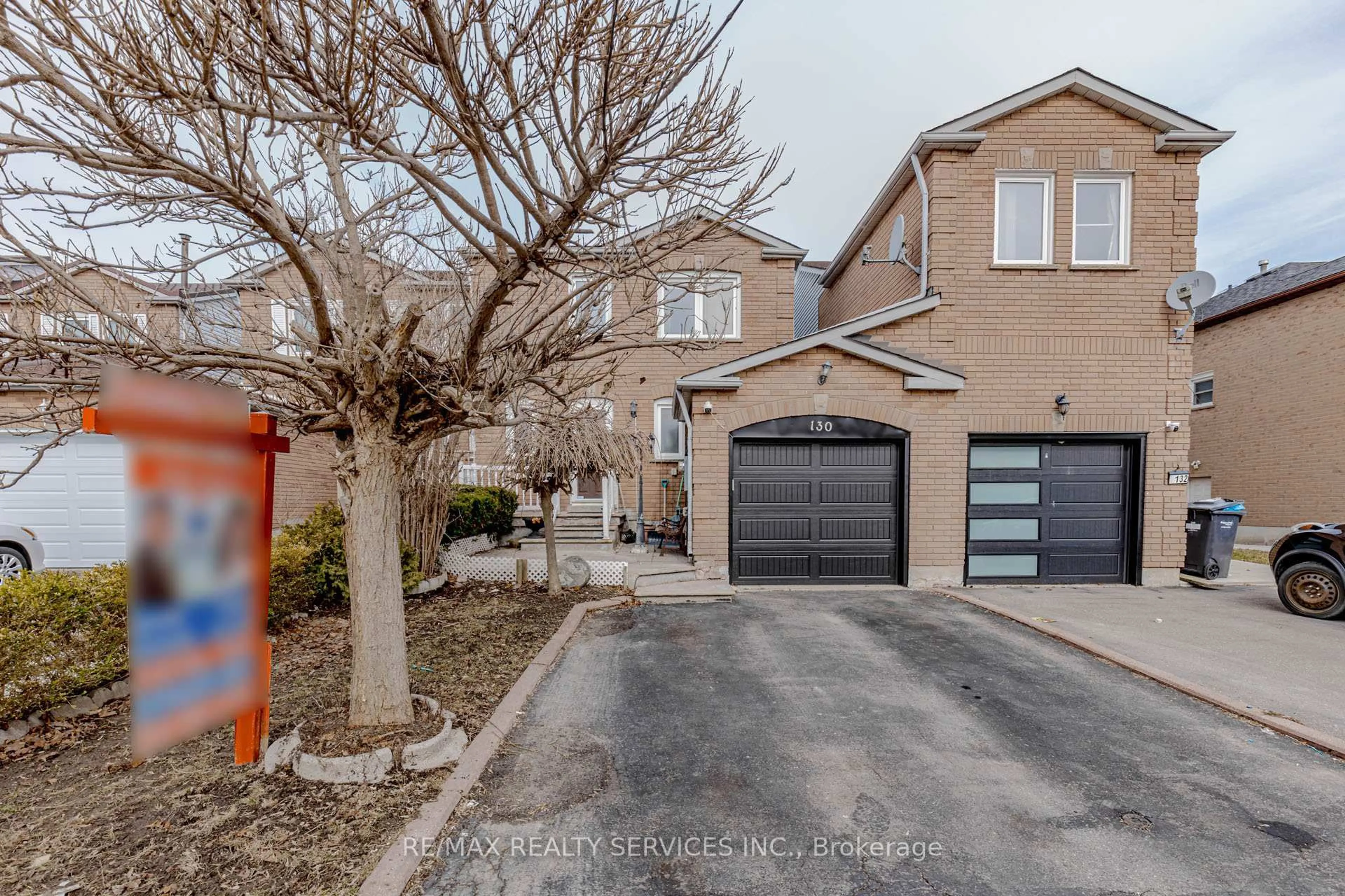 Unknown for 130 Cutters Cres, Brampton Ontario L6Y 4J8