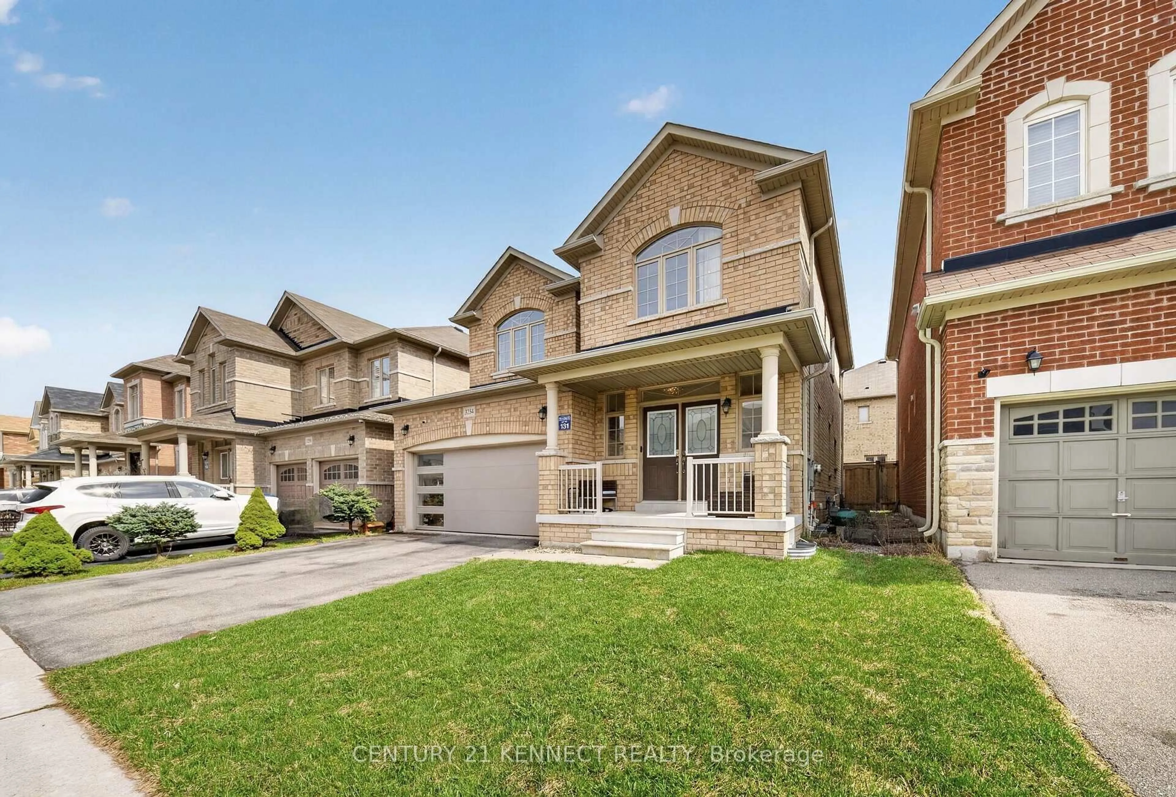 Home with brick exterior material, street for 3254 Edwyna Dr, Mississauga Ontario L5M 0V2