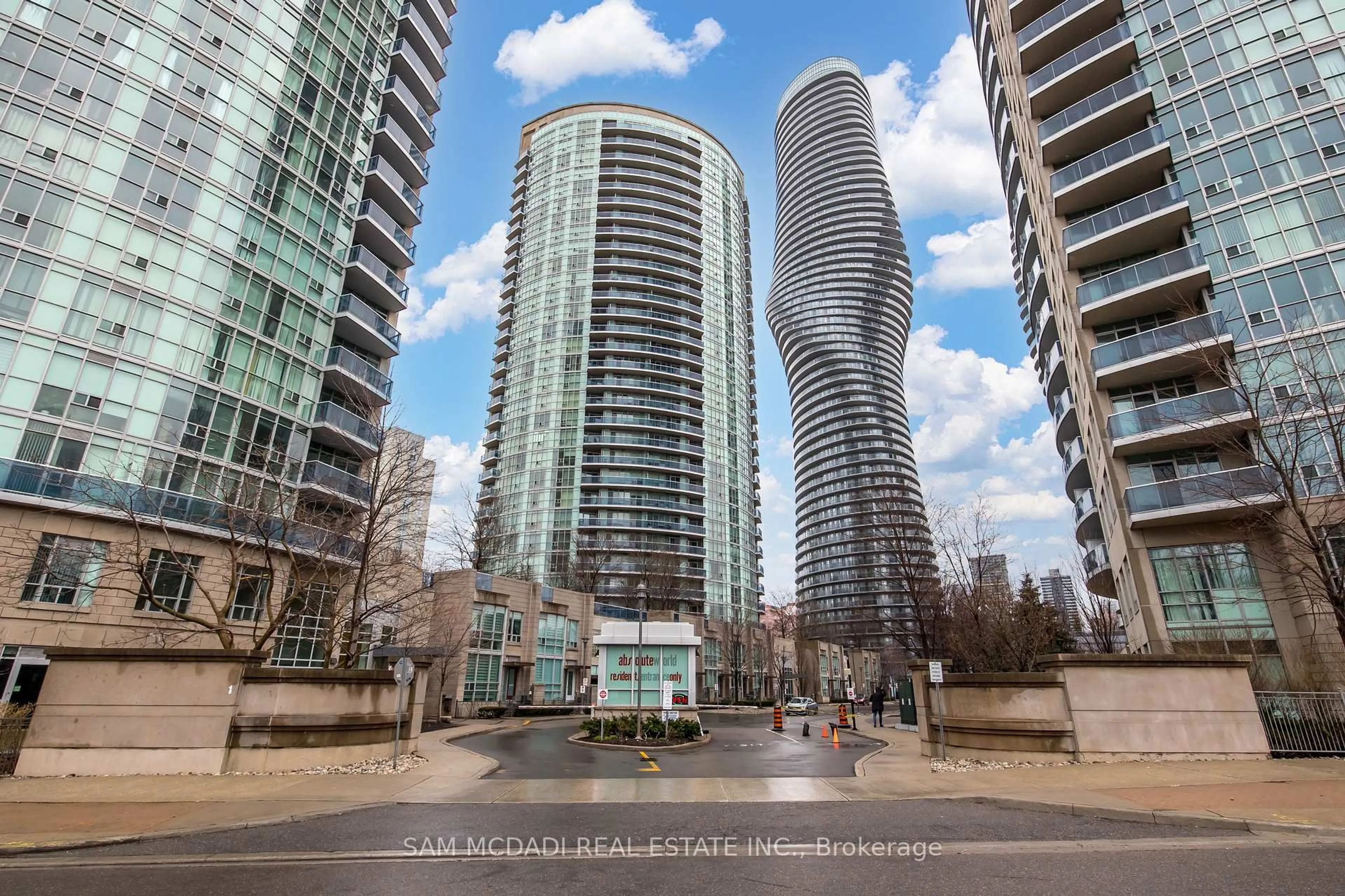 Patio, city buildings view from balcony for 90 Absolute Ave #Th119, Mississauga Ontario L4Z 0A1
