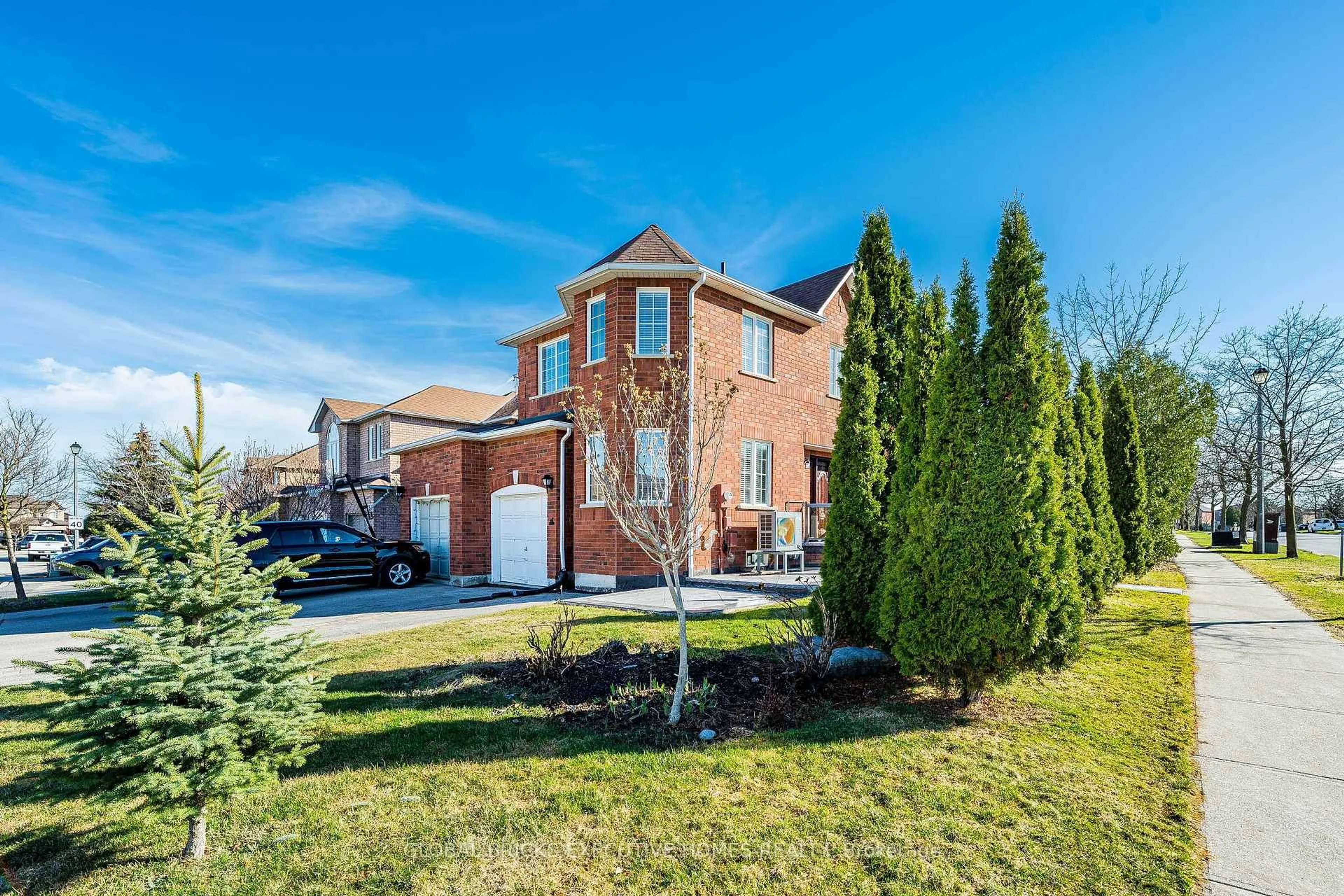 Home with brick exterior material, street for 40 Hubert corless Dr, Caledon Ontario L7E 1W7