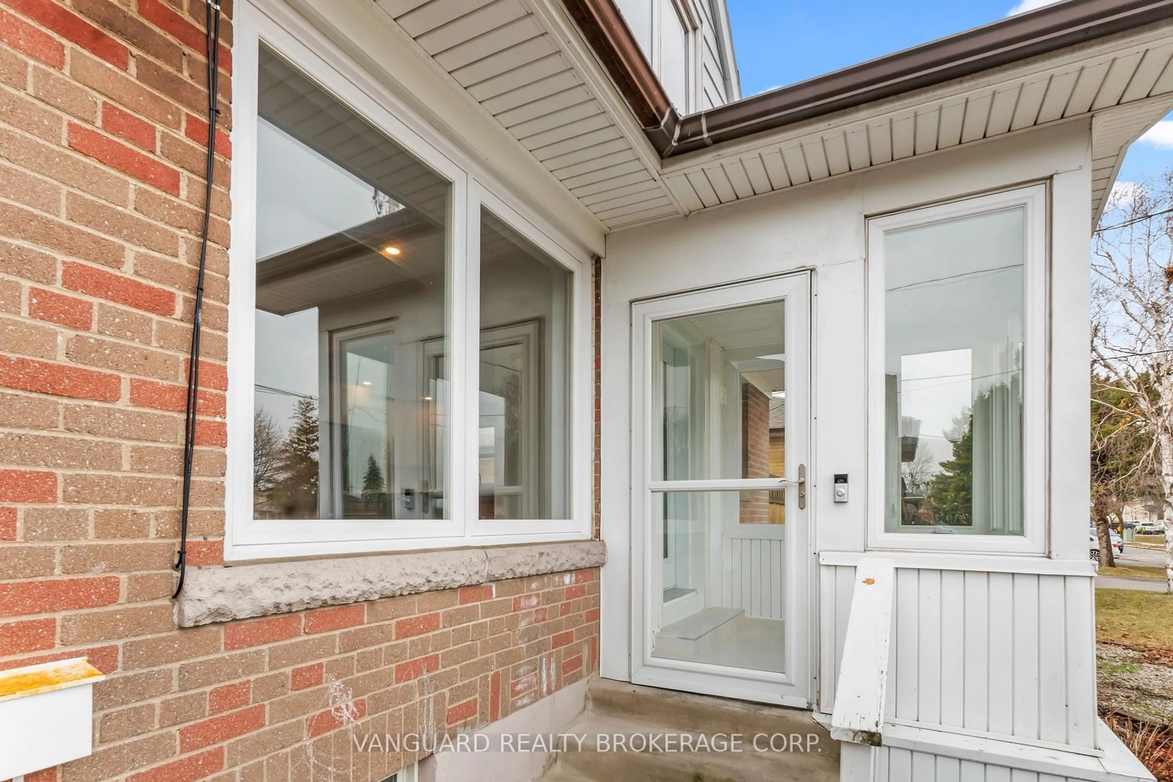 Unknown for 69 Joyce Pkwy, Toronto Ontario M6B 2T3