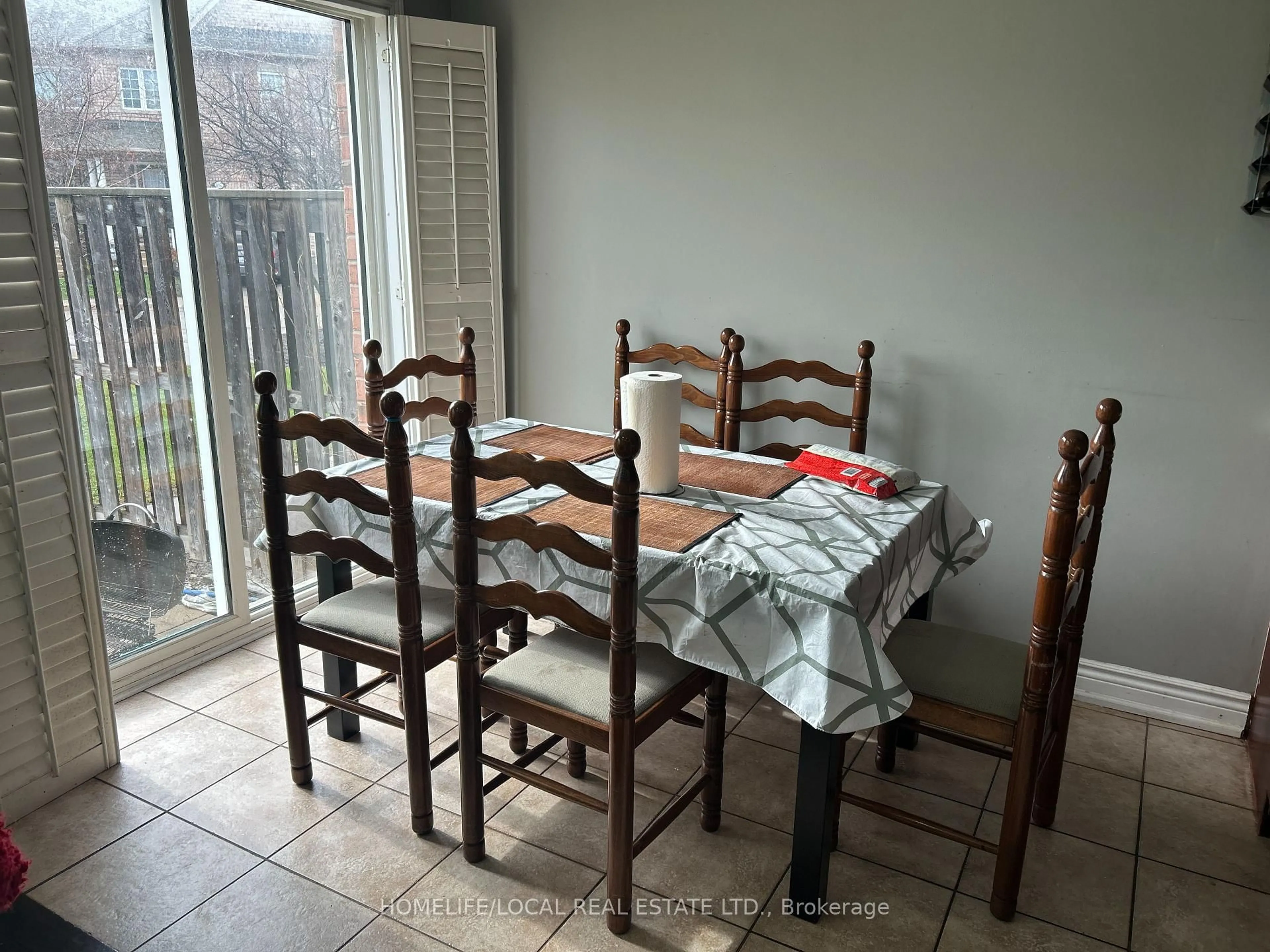 Dining room, unknown for 770 Othello Crt ## 36, Mississauga Ontario L5W 1Y2