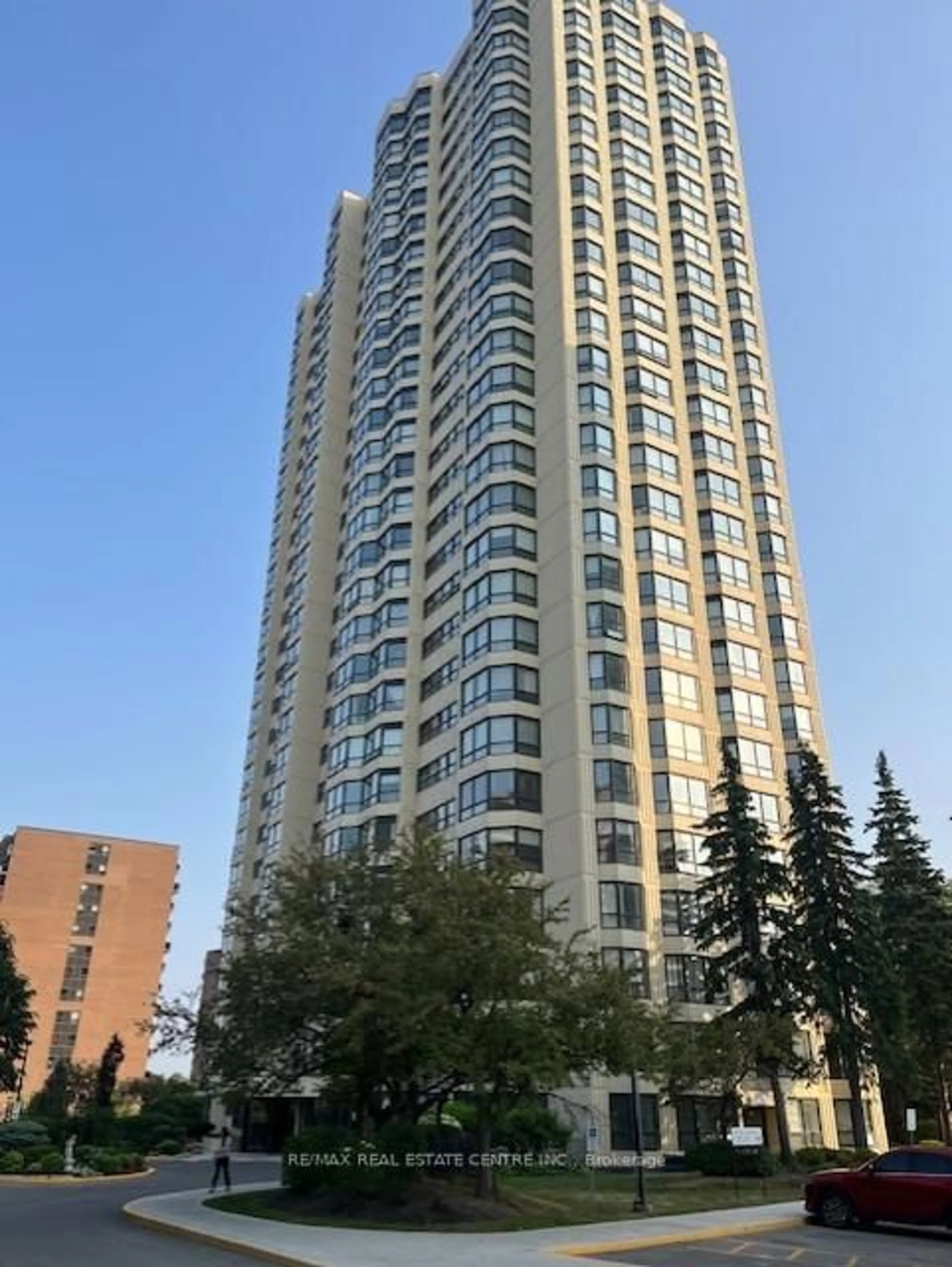 Unknown for 8 Lisa St #407, Brampton Ontario L6T 4S6