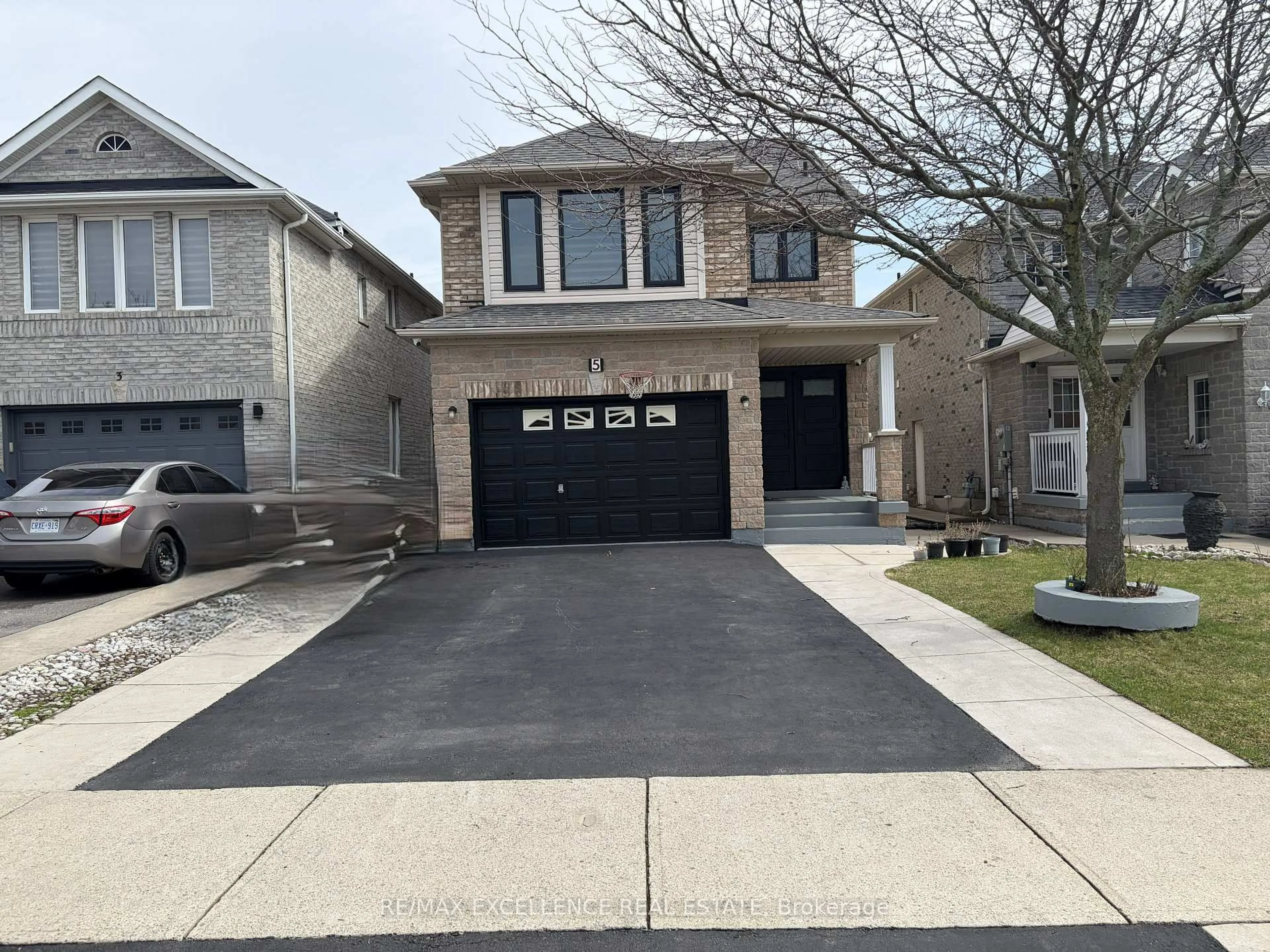 Unknown for 5 Wildsky Rd, Brampton Ontario L6Y 5P6