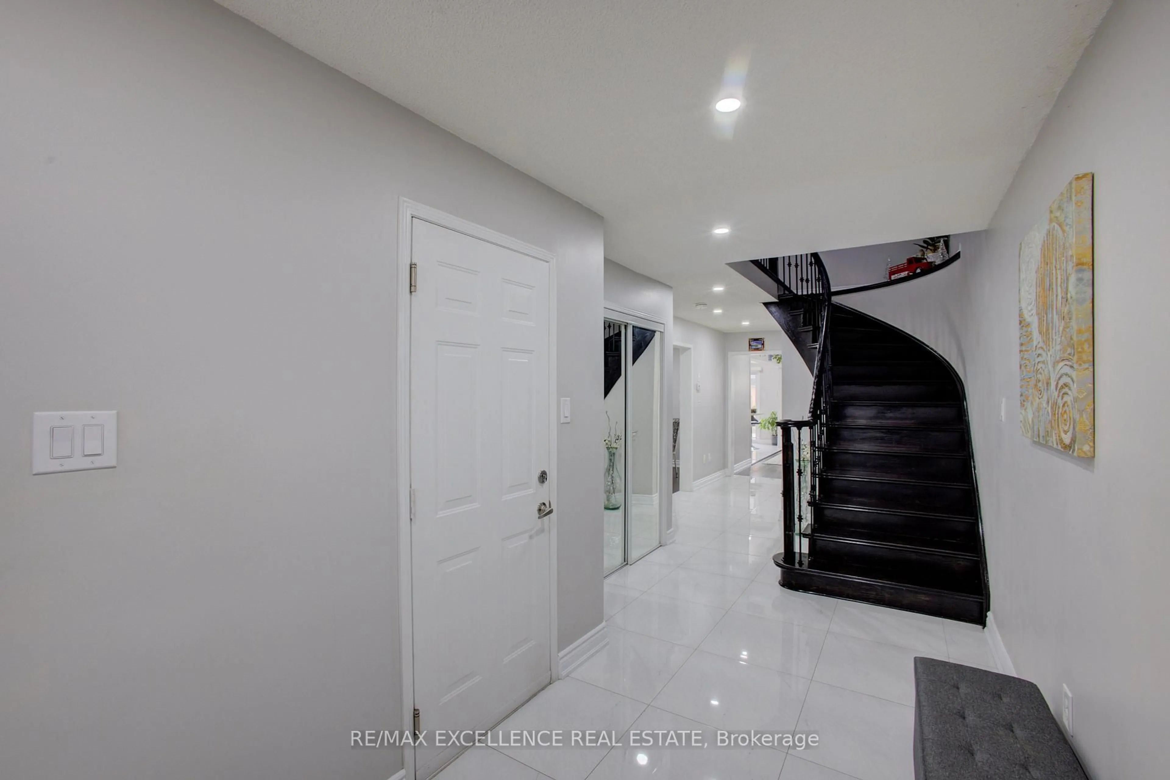 Unknown for 5 Wildsky Rd, Brampton Ontario L6Y 5P6