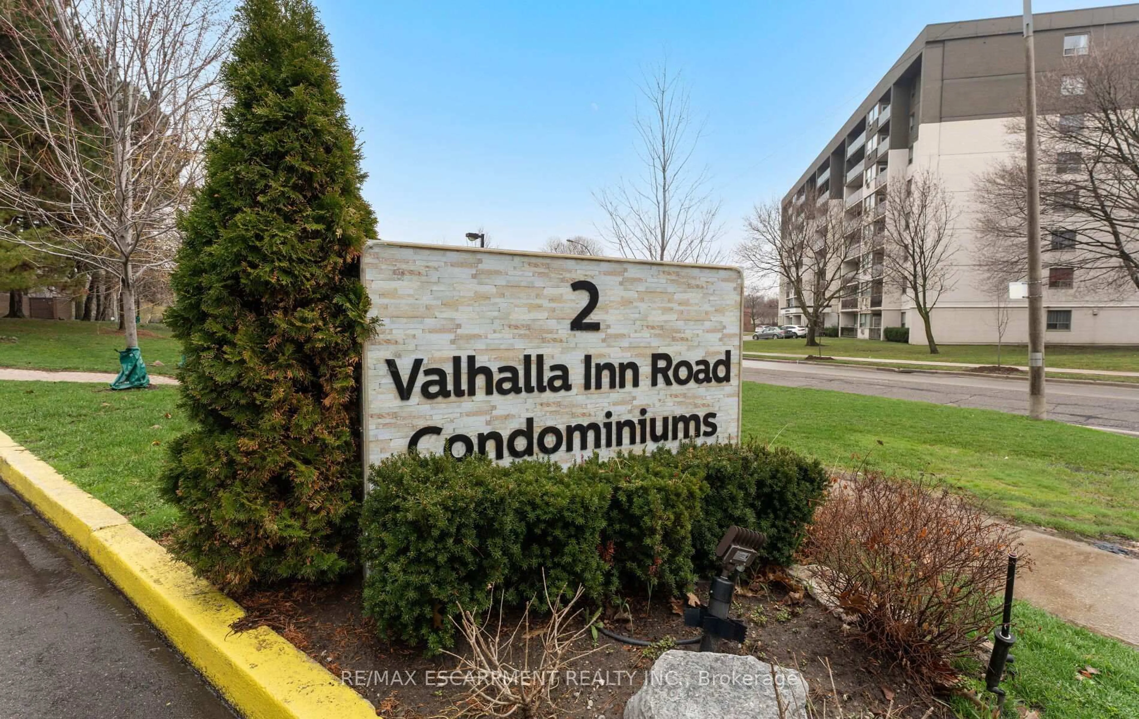 Unknown for 2 VALHALLA INN Rd #308C, Toronto Ontario M9B 6C3