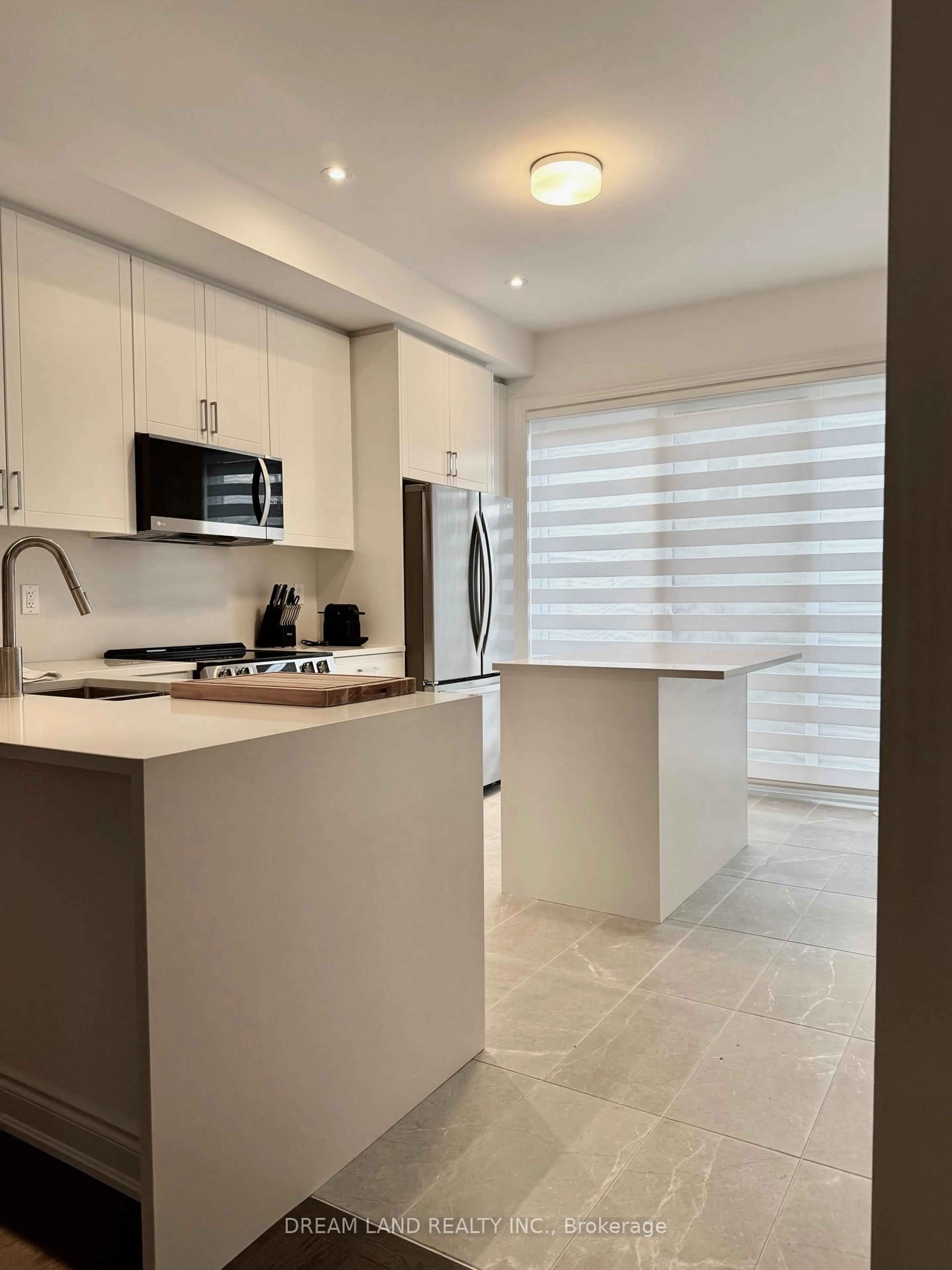 Unknown for 70 Lunar Cres #193, Mississauga Ontario L6M 2P6