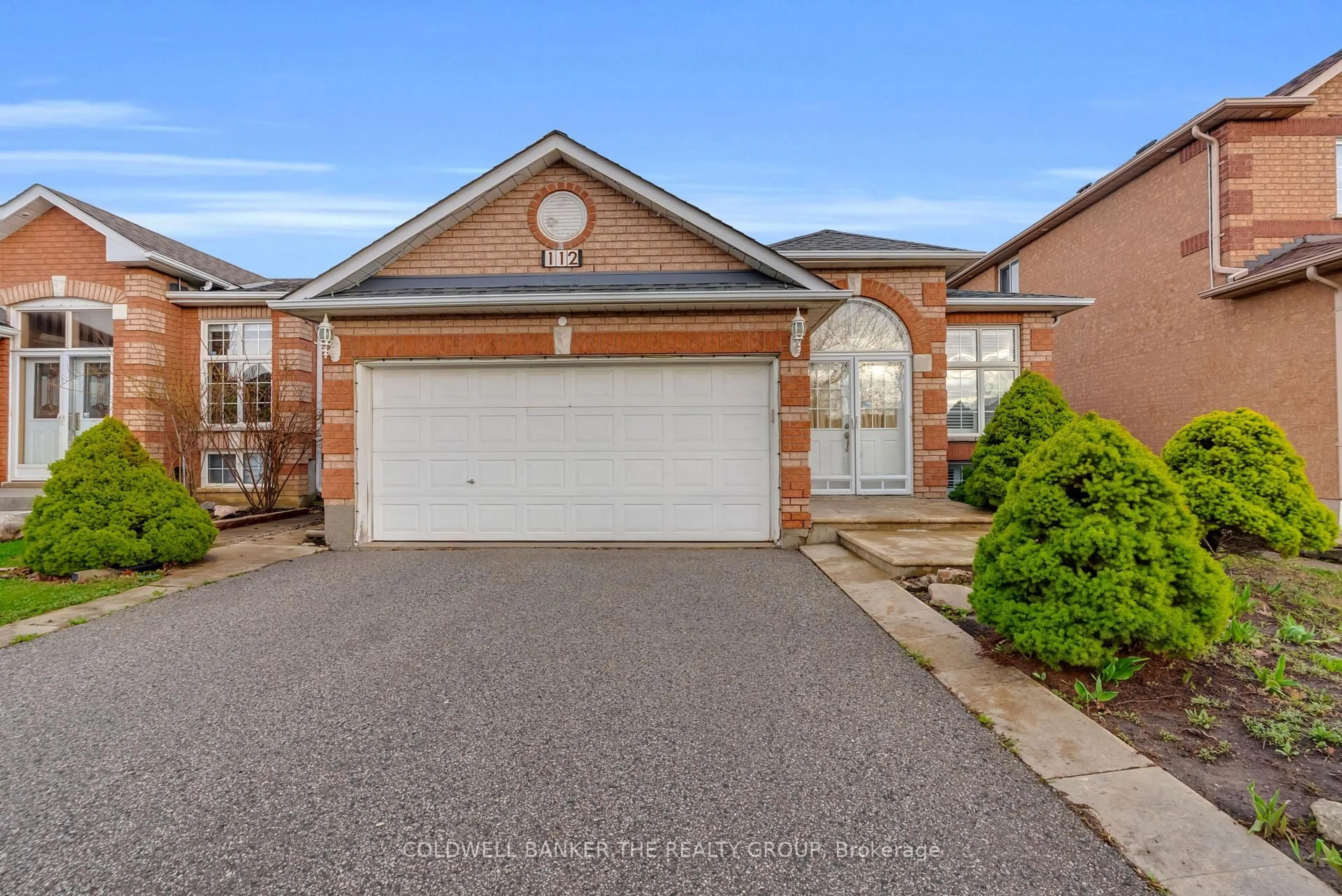 Home with brick exterior material, street for 112 Cresthaven Rd, Brampton Ontario L7A 1H8