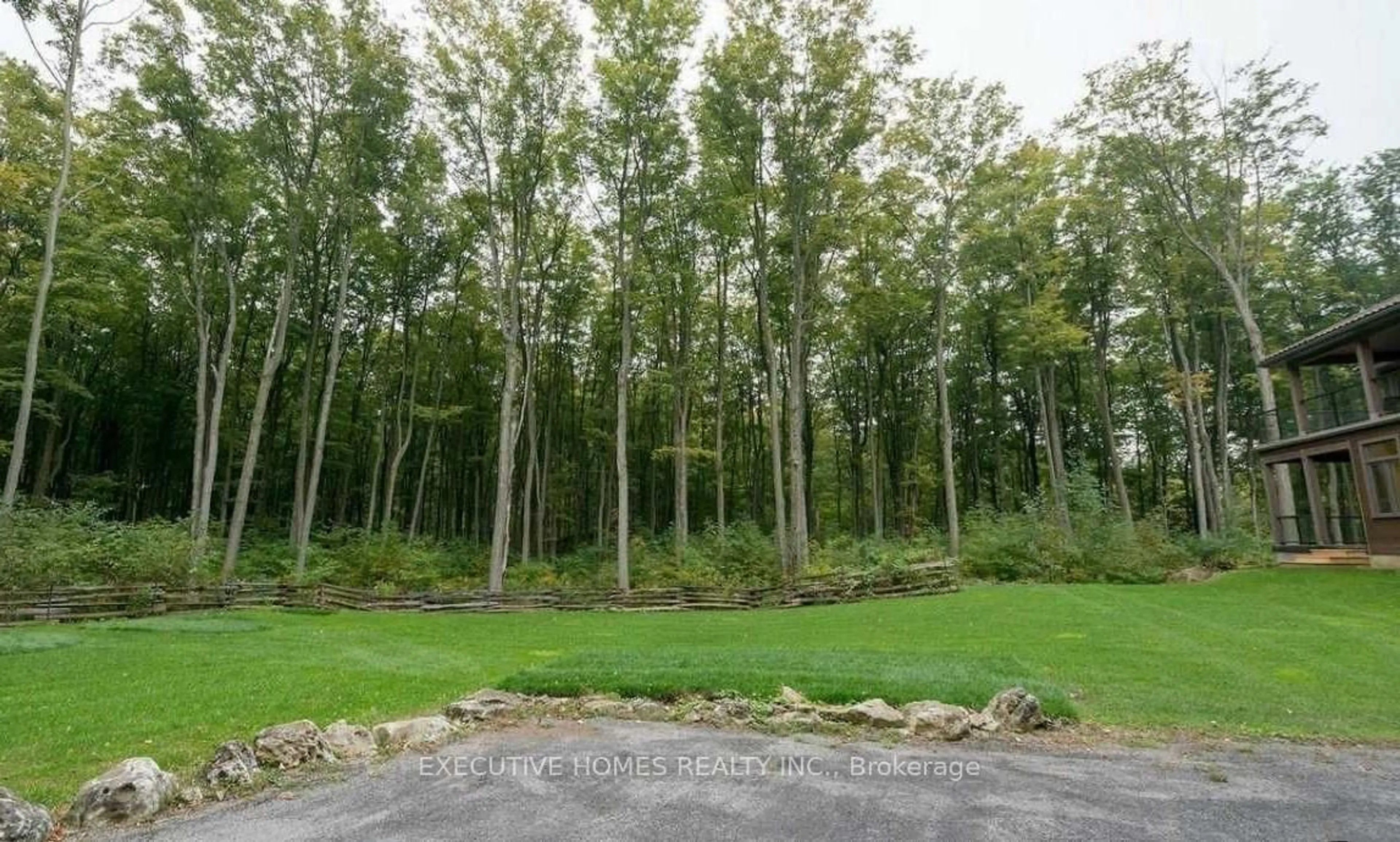 A pic from outside/outdoor area/front of a property/back of a property/a pic from drone, forest/trees view for 7651 Milburough Line, Milton Ontario L0P 1E0