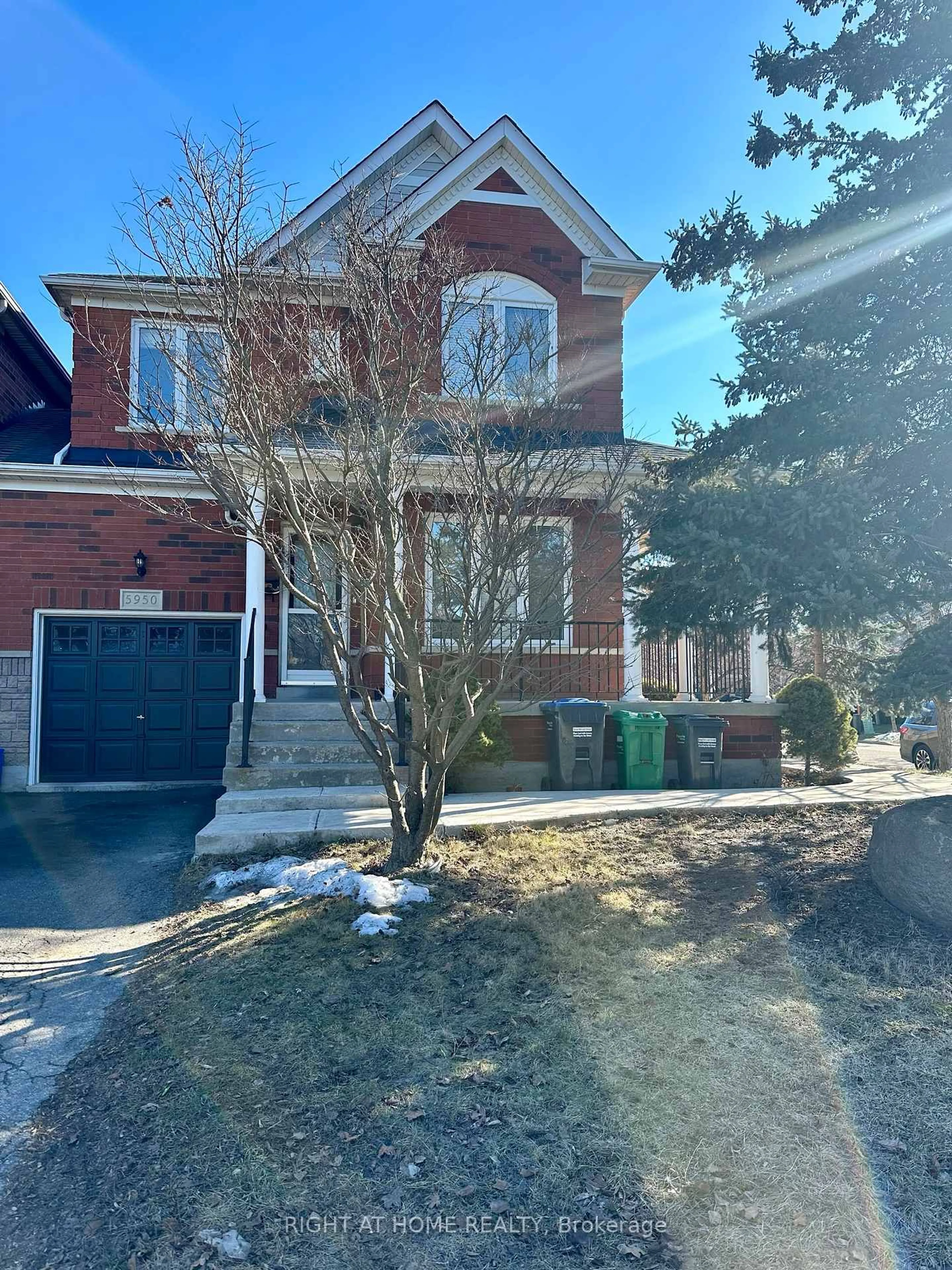 Home with brick exterior material, street for 5950 Shelford Terr, Mississauga Ontario L5M 6K3