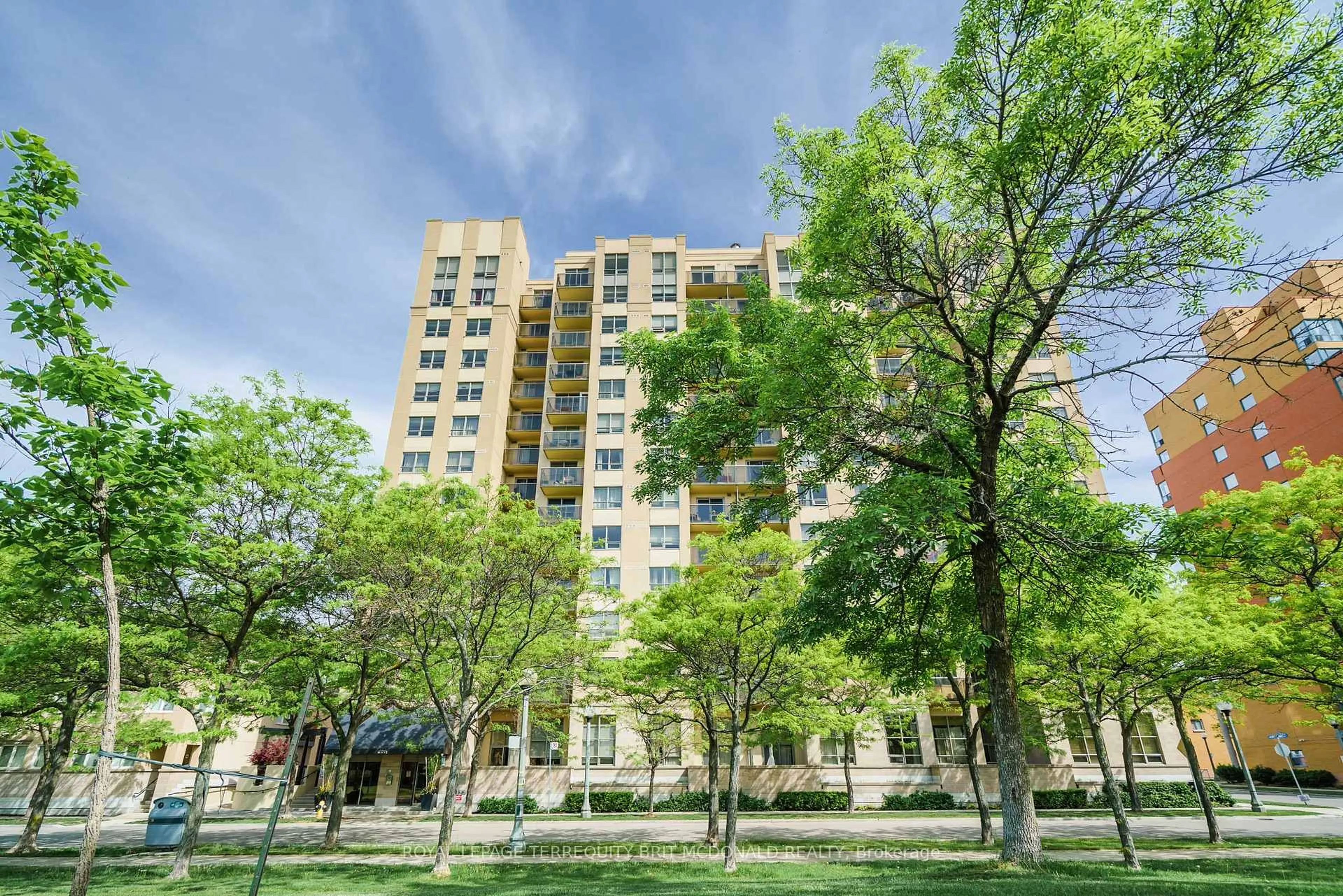 Patio, building for 4 Elsinore Path #1101, Toronto Ontario M8V 4G7