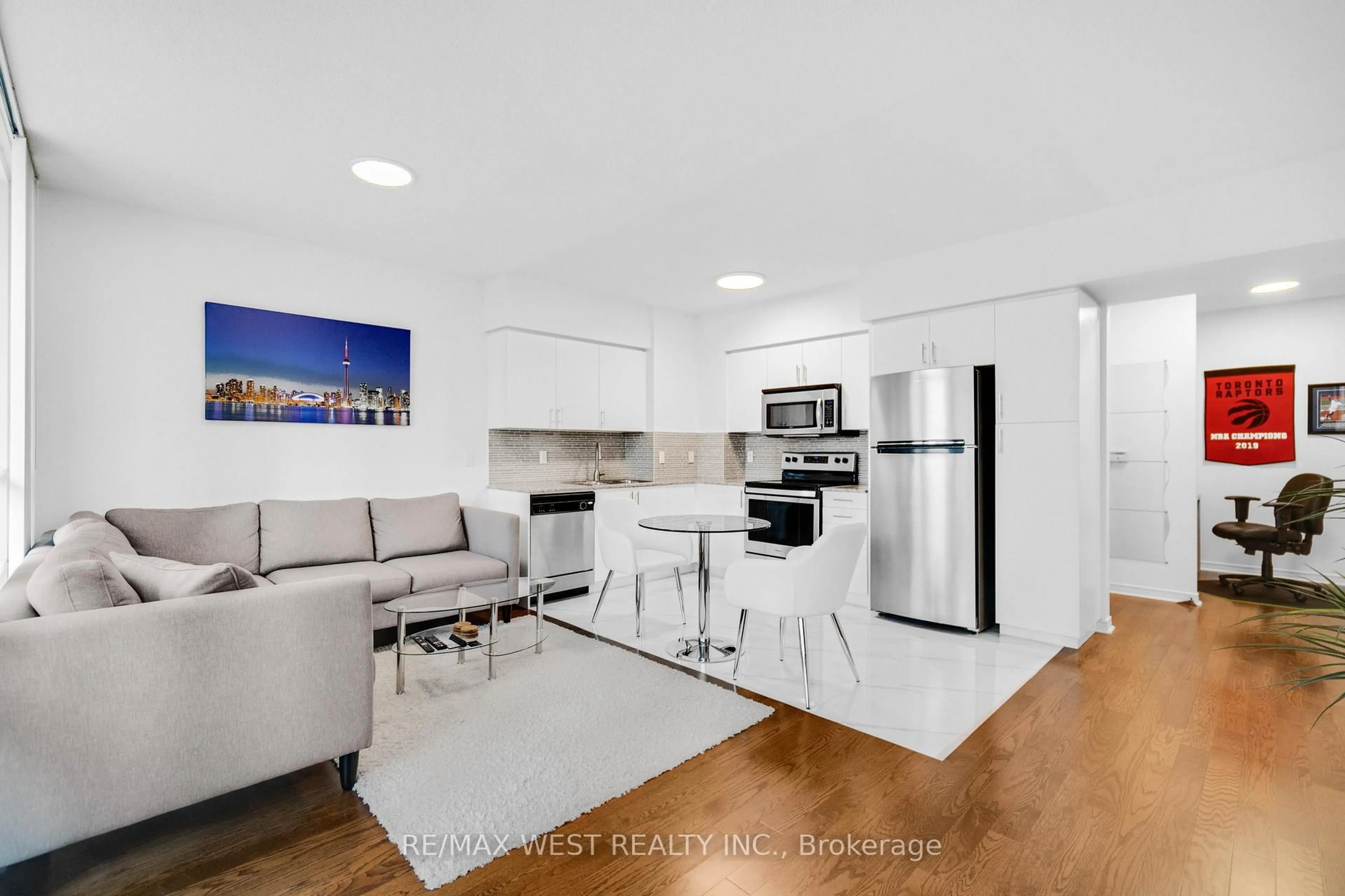 Open concept kitchen, unknown for 2240 Lake Shore Blvd #505, Toronto Ontario M8V 0B1