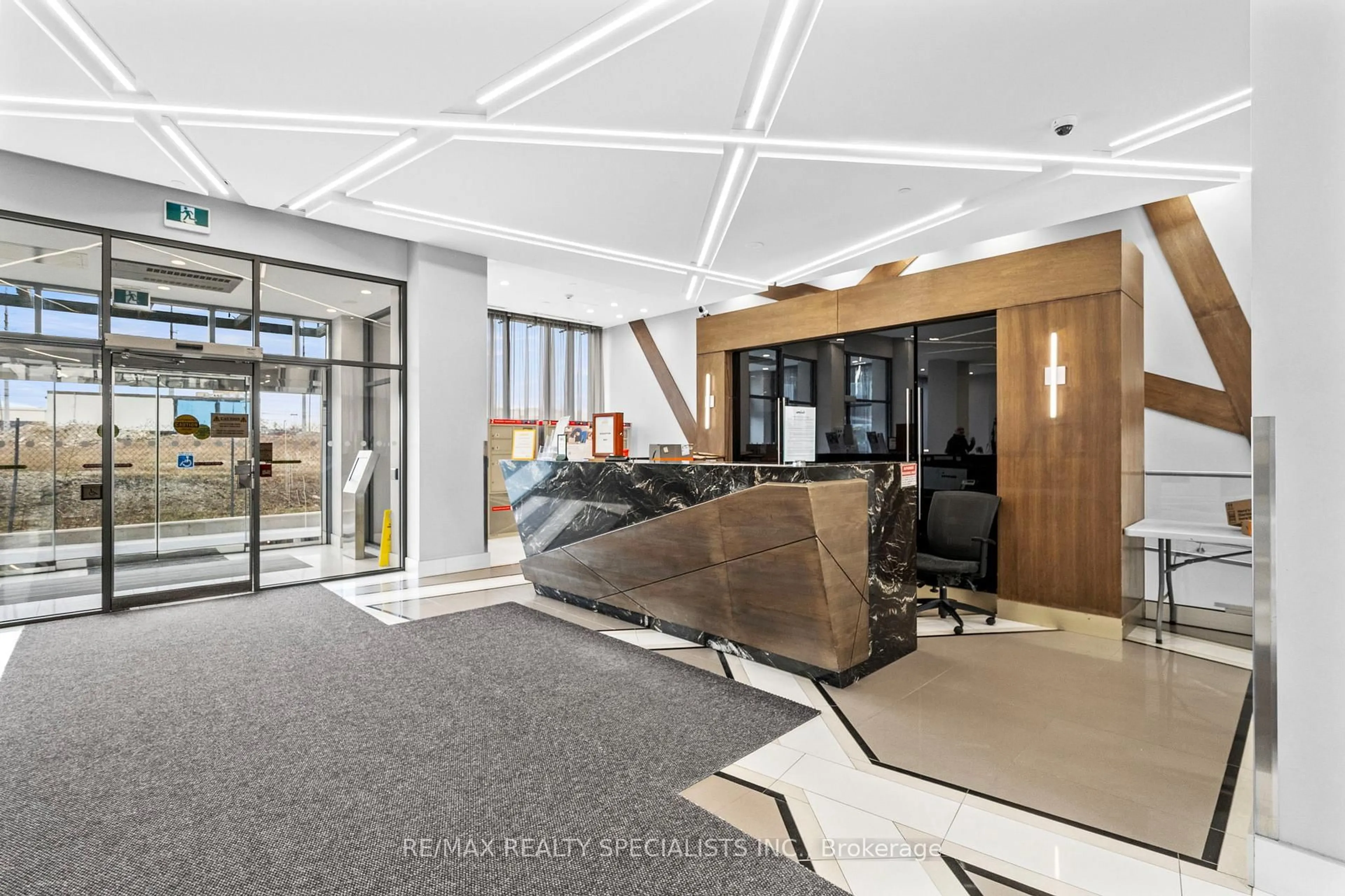 Lobby for 5025 Four Springs Ave #509, Mississauga Ontario L5R 0G5