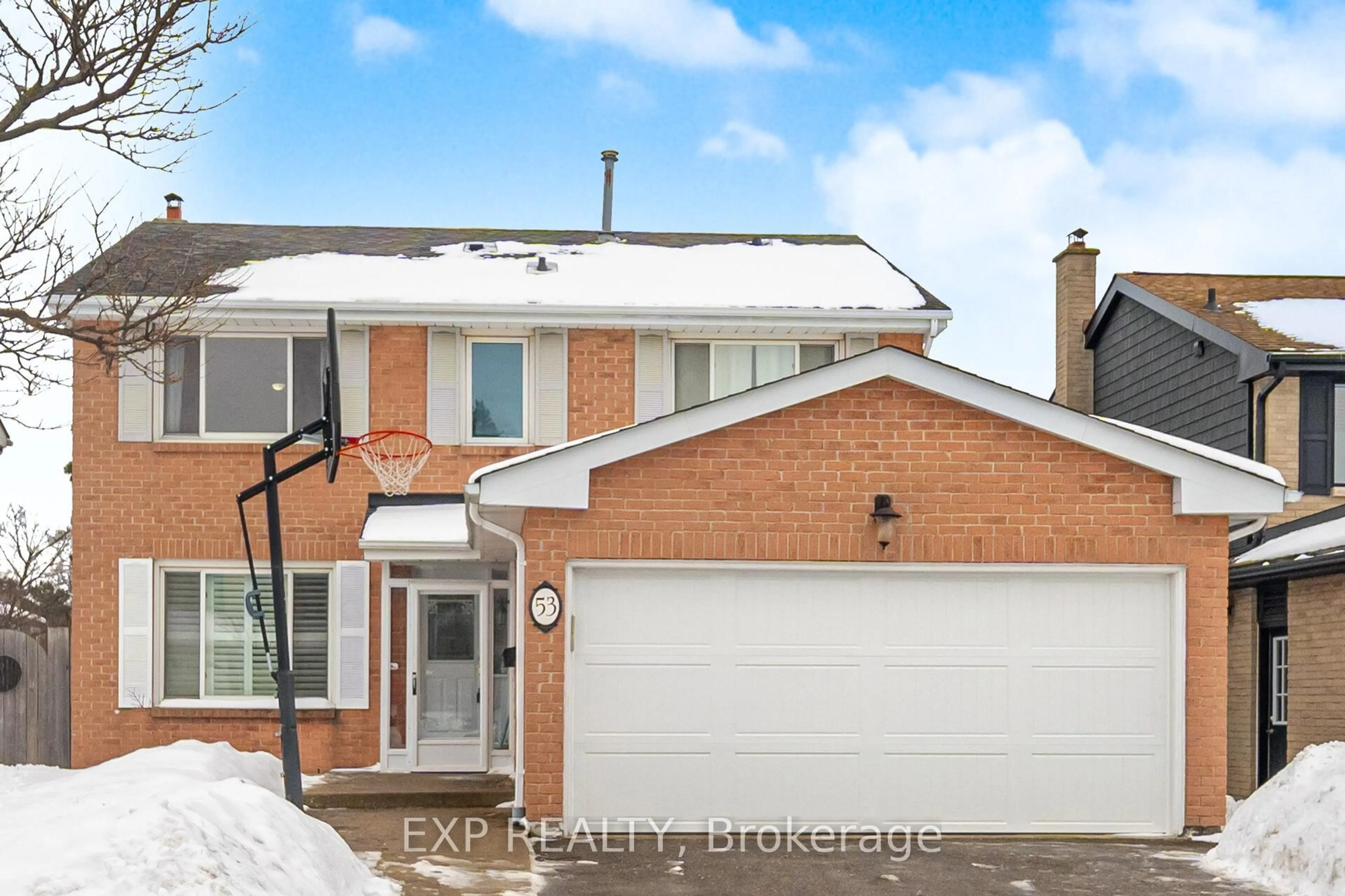 Home with brick exterior material, street for 53 Northampton St, Brampton Ontario L6S 3Z6