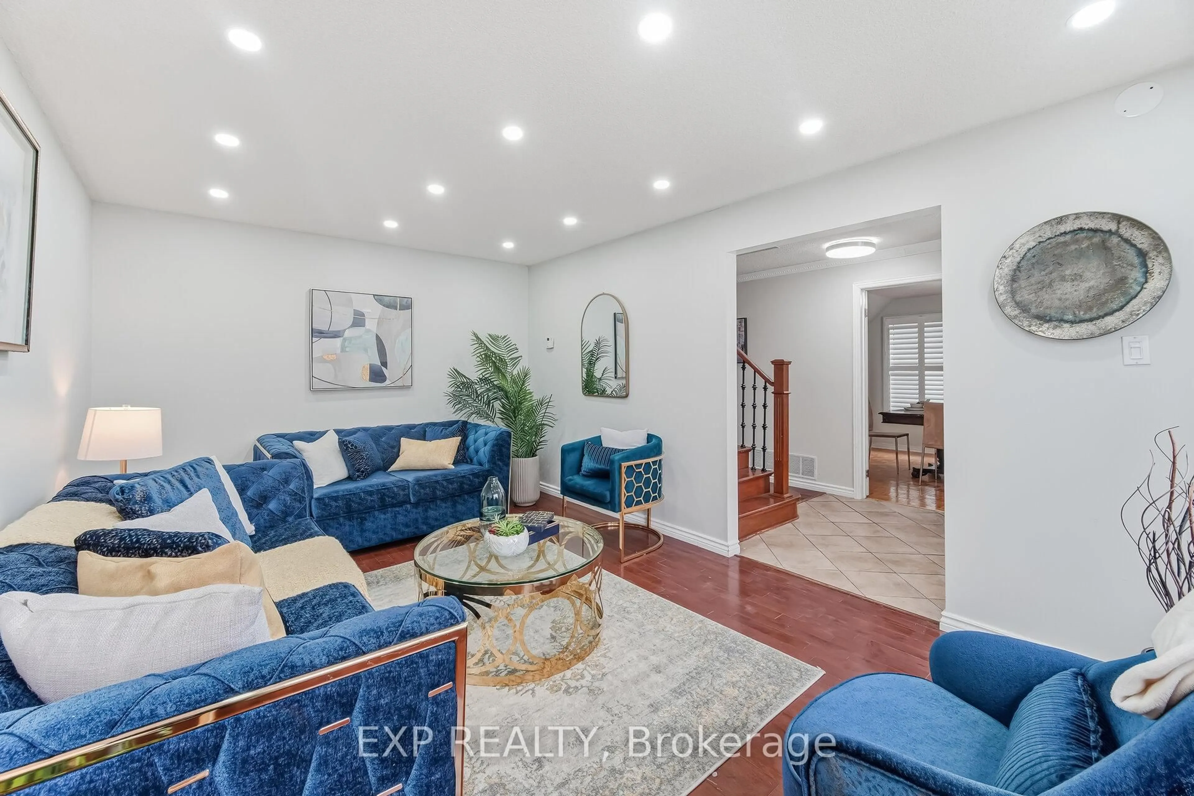 Living room with furniture, unknown for 53 Northampton St, Brampton Ontario L6S 3Z6