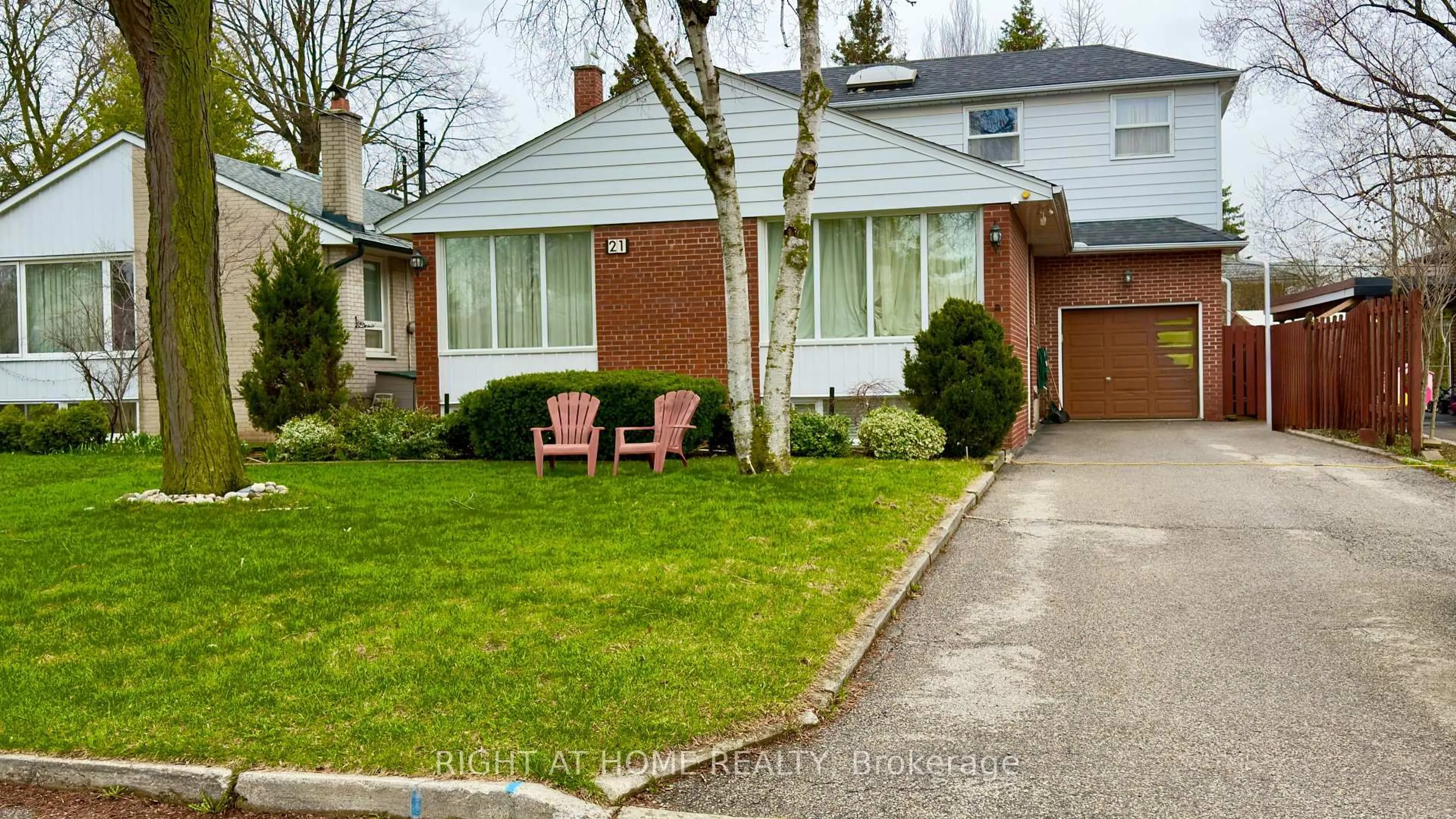 Home with brick exterior material, street for 21 Mitre Pl, Toronto Ontario M9R 3C5