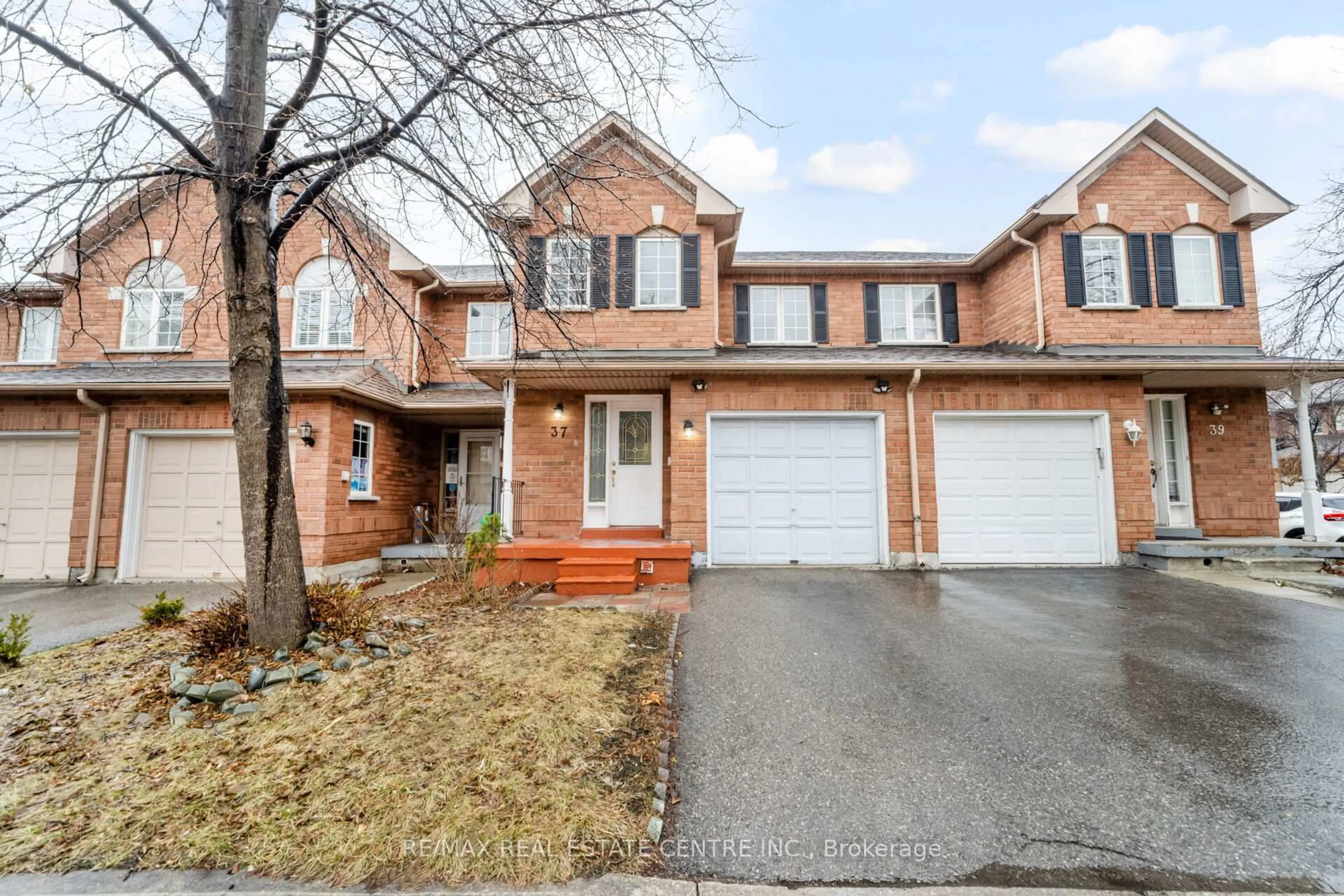 Home with brick exterior material, street for 35 Malta Ave #37, Brampton Ontario L6Y 5B4