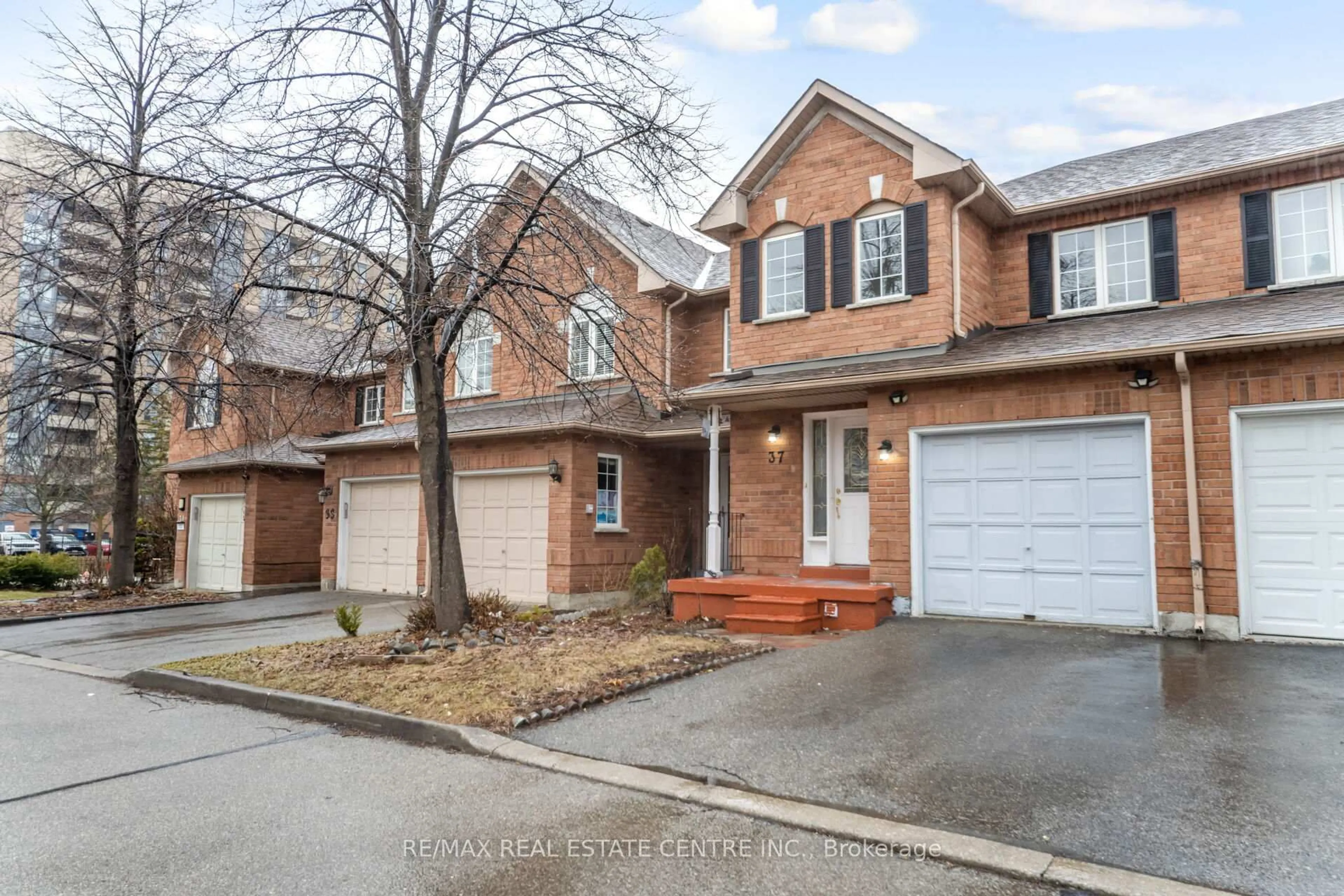 Home with brick exterior material, street for 35 Malta Ave #37, Brampton Ontario L6Y 5B4