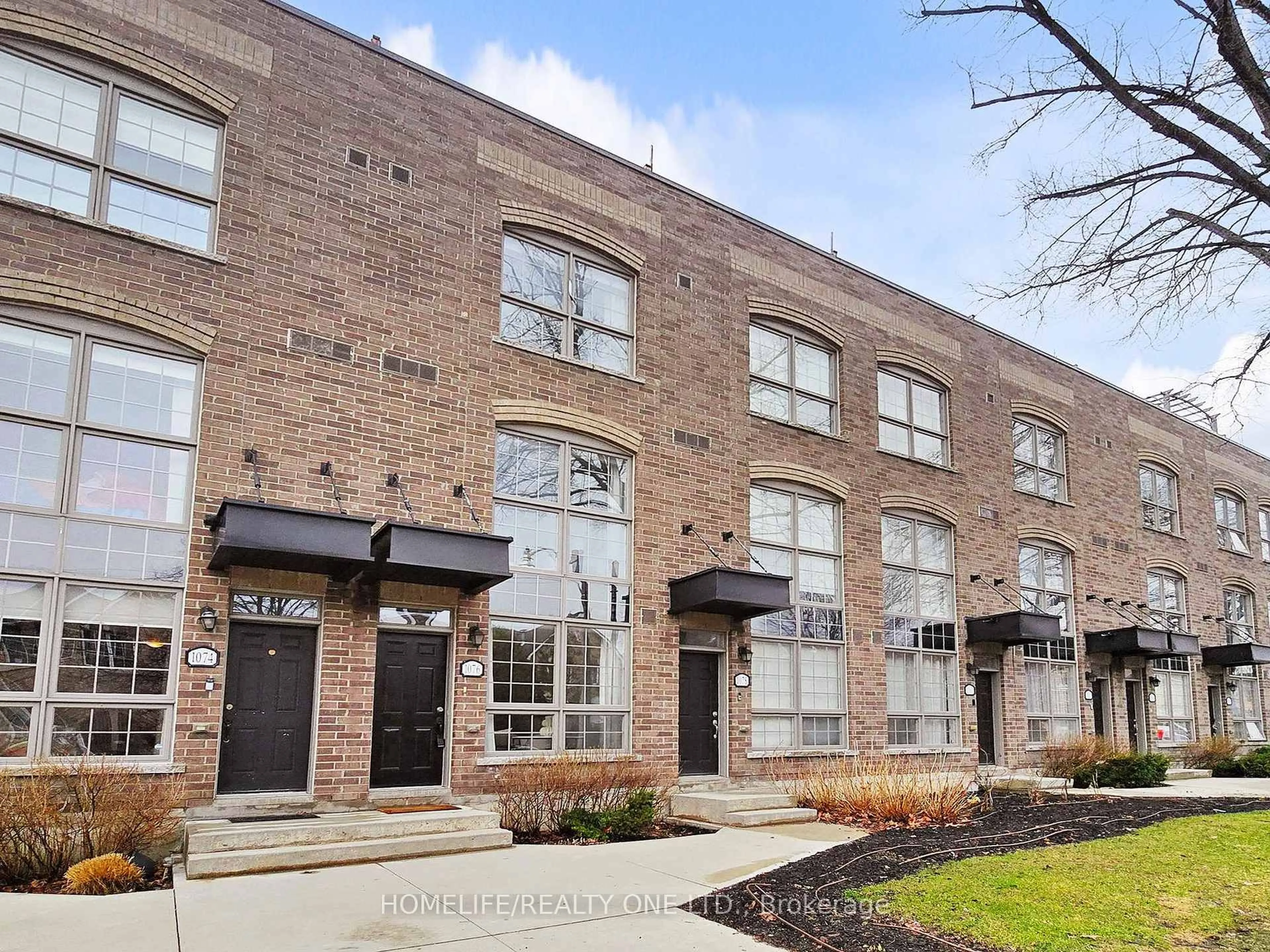 Home with brick exterior material, building for 1076 Lansdowne Ave, Toronto Ontario M6H 4H2