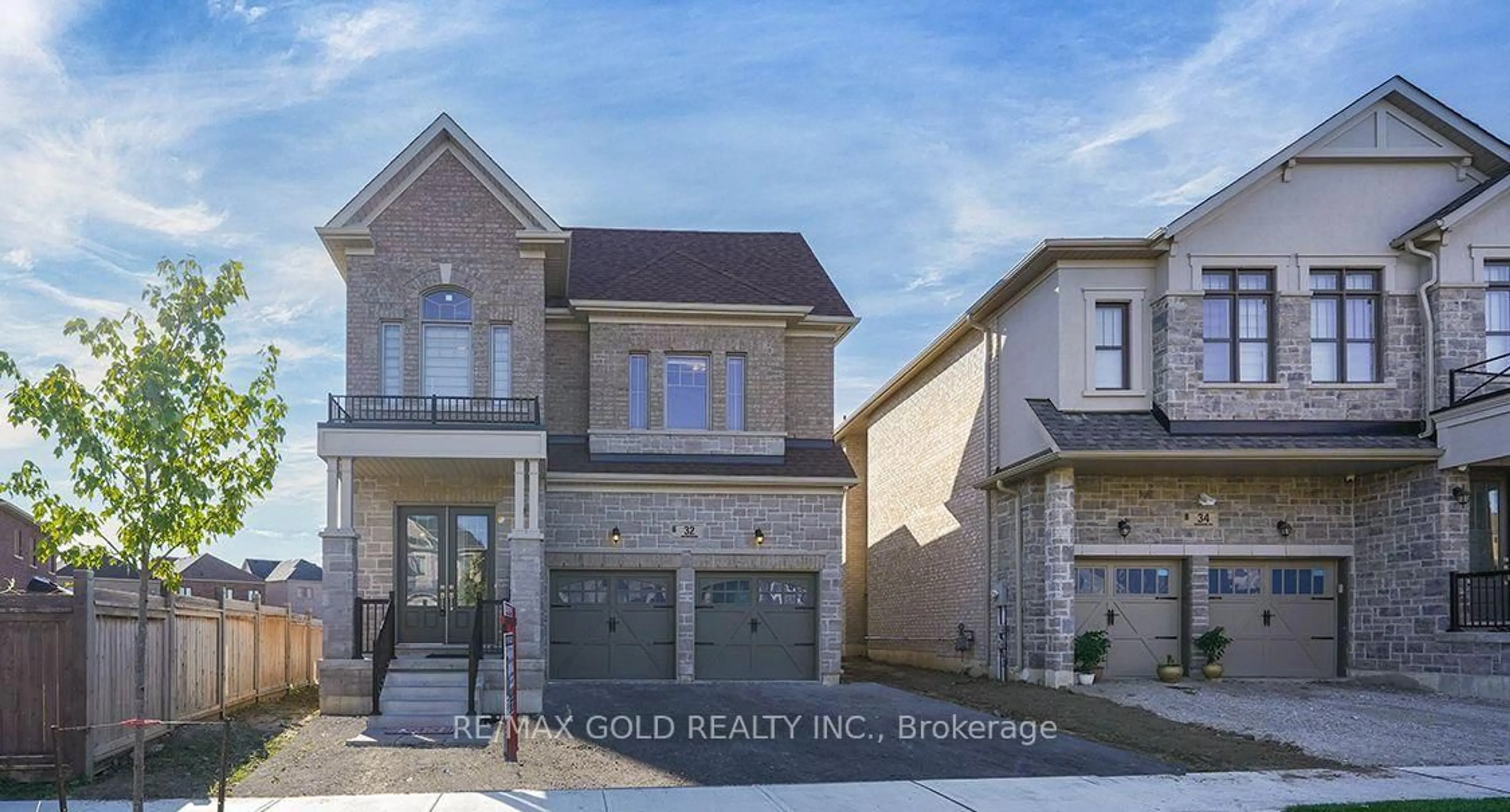 Home with brick exterior material, street for 32 Dotchson Ave, Caledon Ontario L7C 4G6