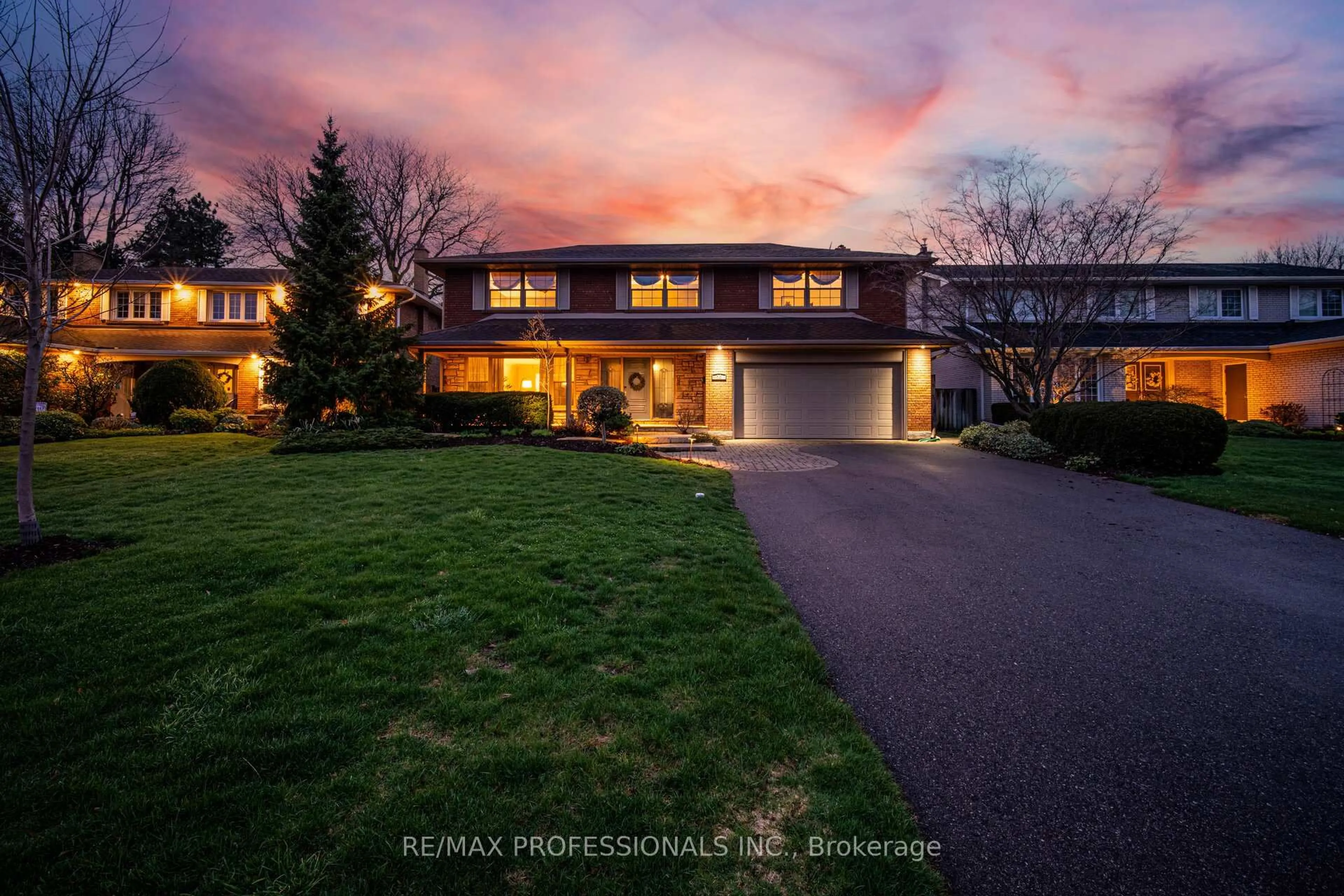A pic from outside/outdoor area/front of a property/back of a property/a pic from drone, street for 16 Cherry Post Cres, Toronto Ontario M9C 2K1