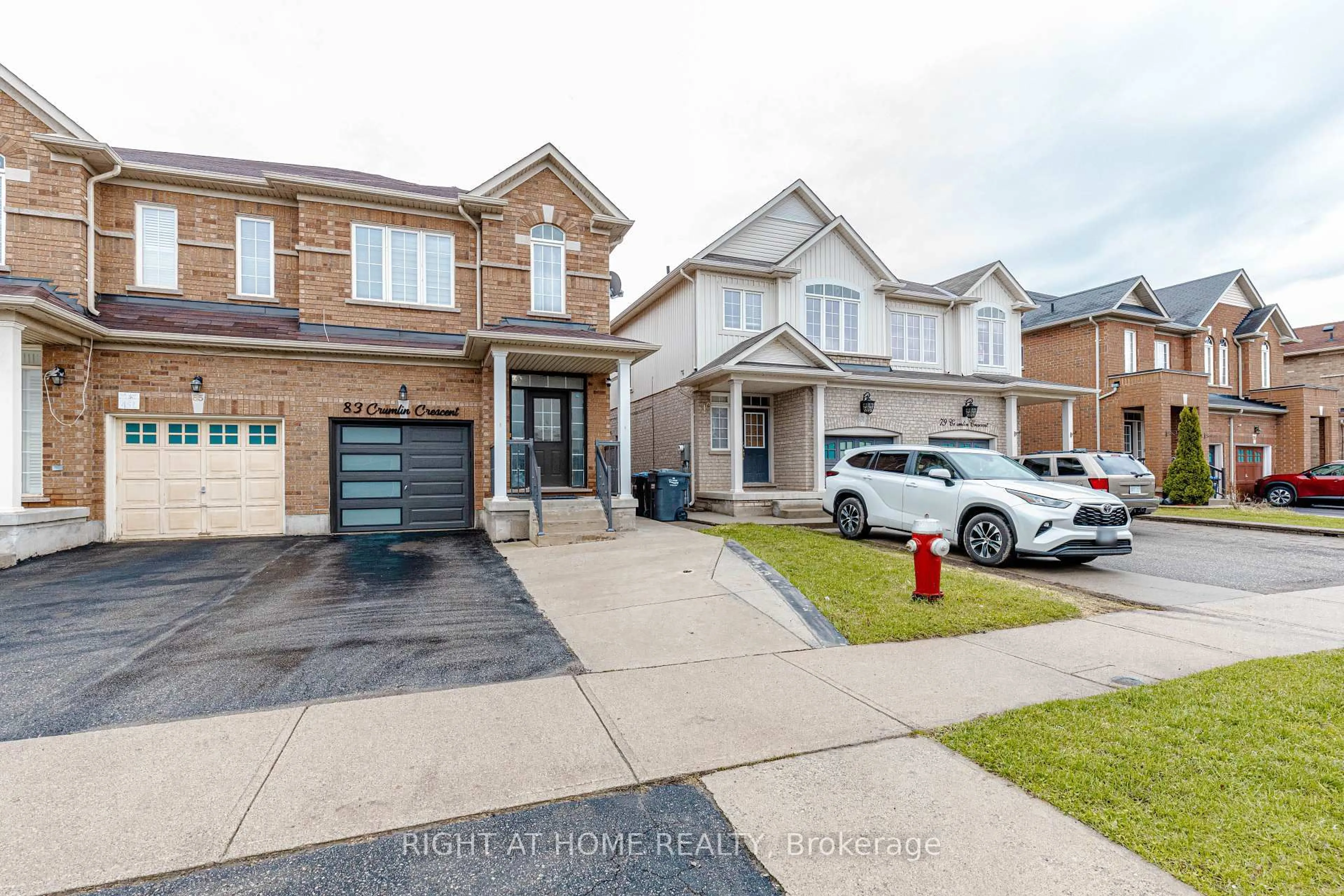 Unknown for 83 Crumlin Cres, Brampton Ontario L6X 0Y4