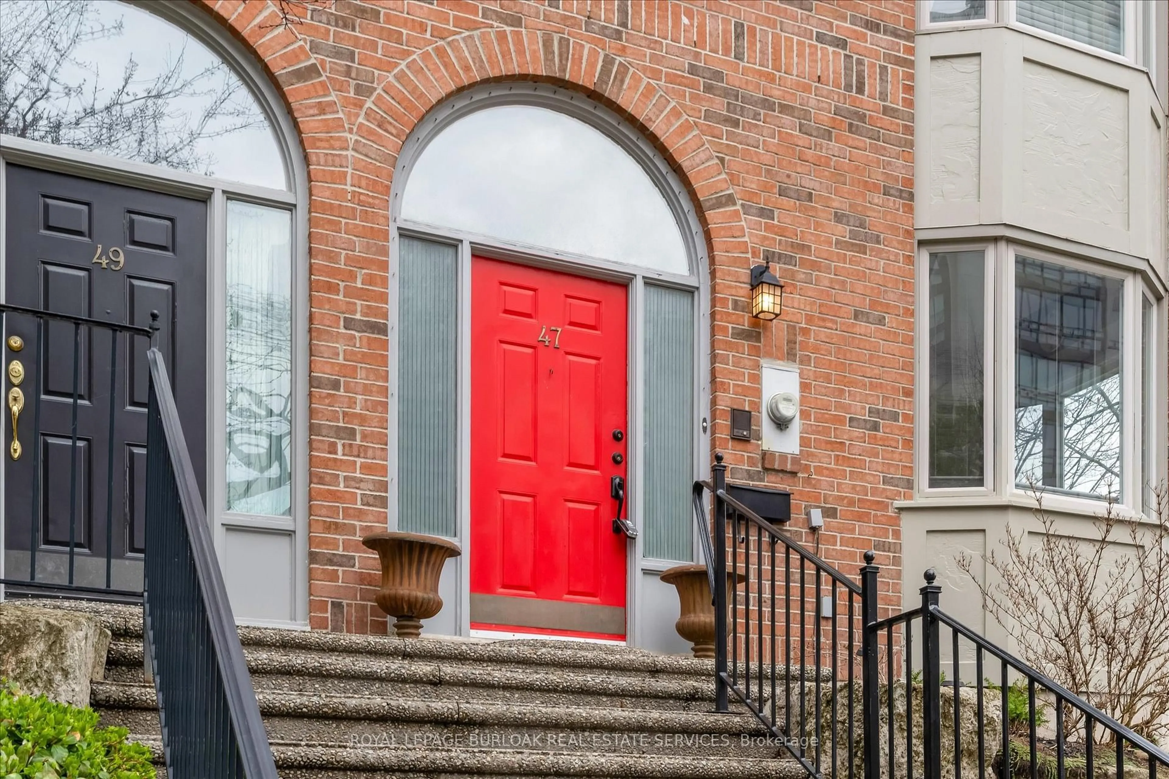 Home with brick exterior material, street for 47 Windhaven Pl, Oakville Ontario L6L 6L1