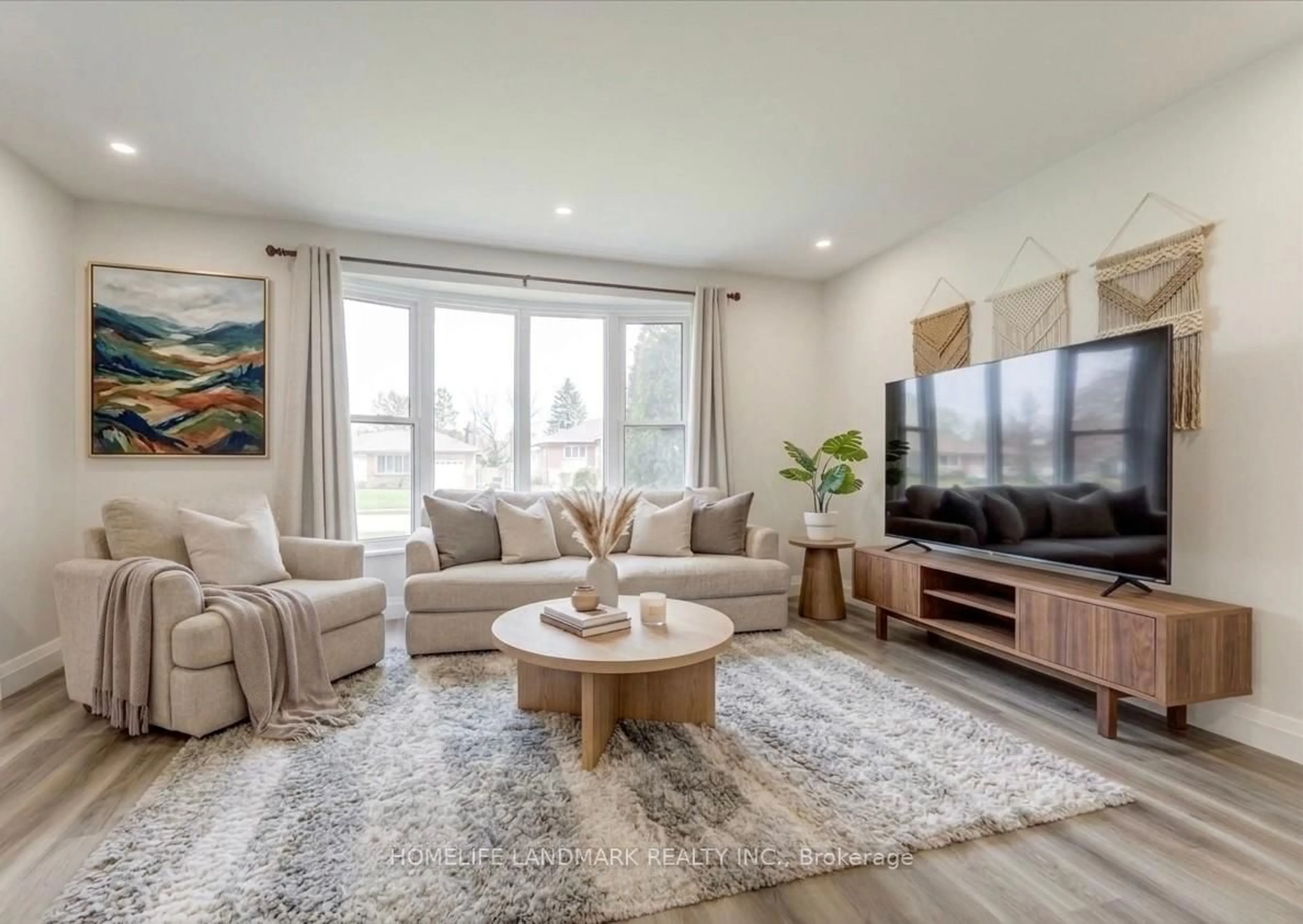 Living room with furniture, unknown for 25 Secroft Cres, Toronto Ontario M3N 1R5