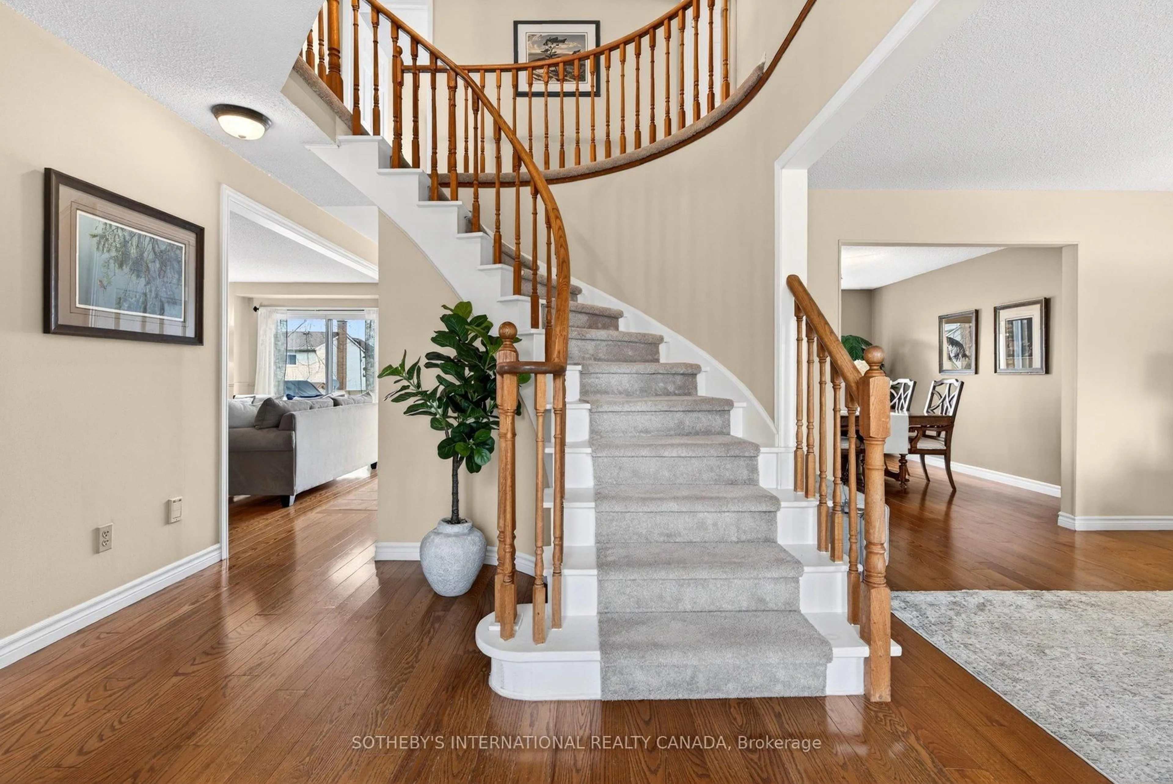 Unknown for 2163 Winding Way, Burlington Ontario L7M 2X2