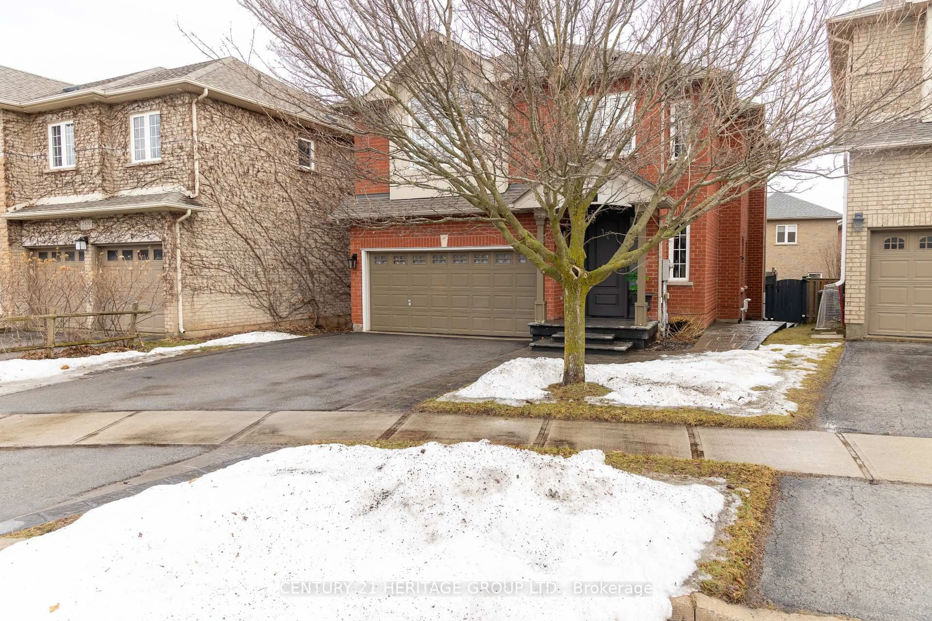 Unknown for 2434 Blue Holly Cres, Oakville Ontario L6M 4V4