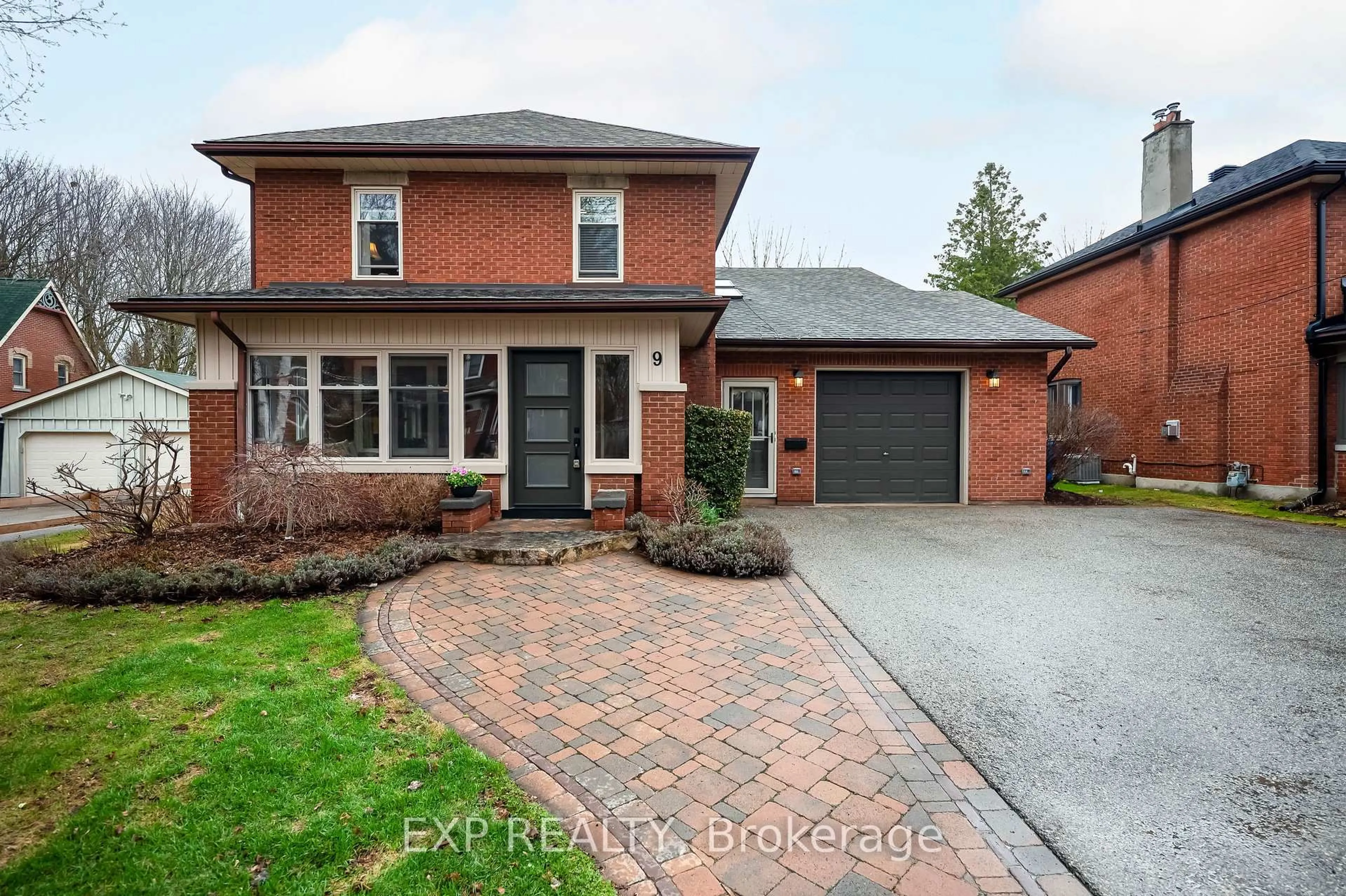 Home with brick exterior material, street for 9 Wellington St, Orangeville Ontario L9W 2L2