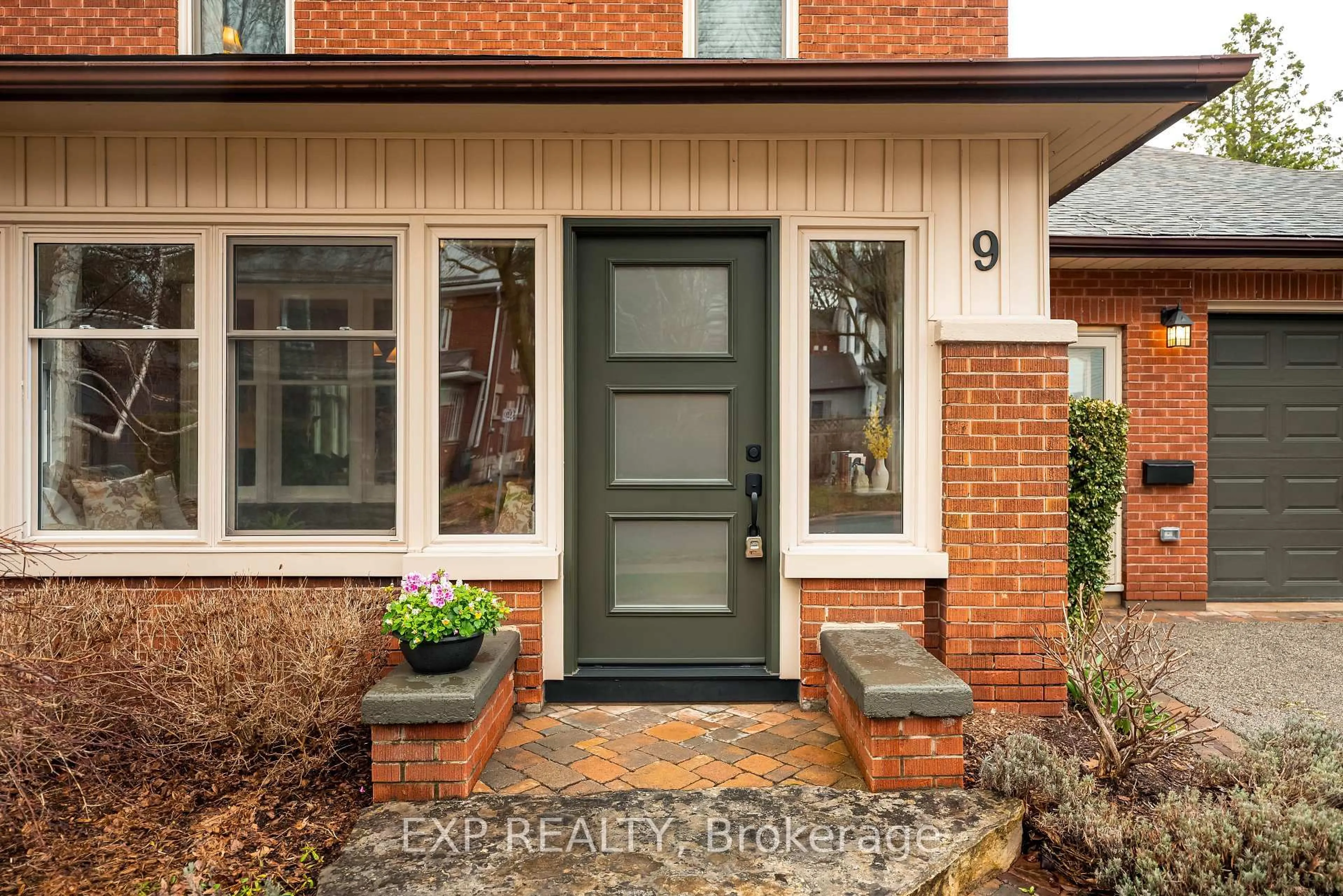 Home with brick exterior material, street for 9 Wellington St, Orangeville Ontario L9W 2L2