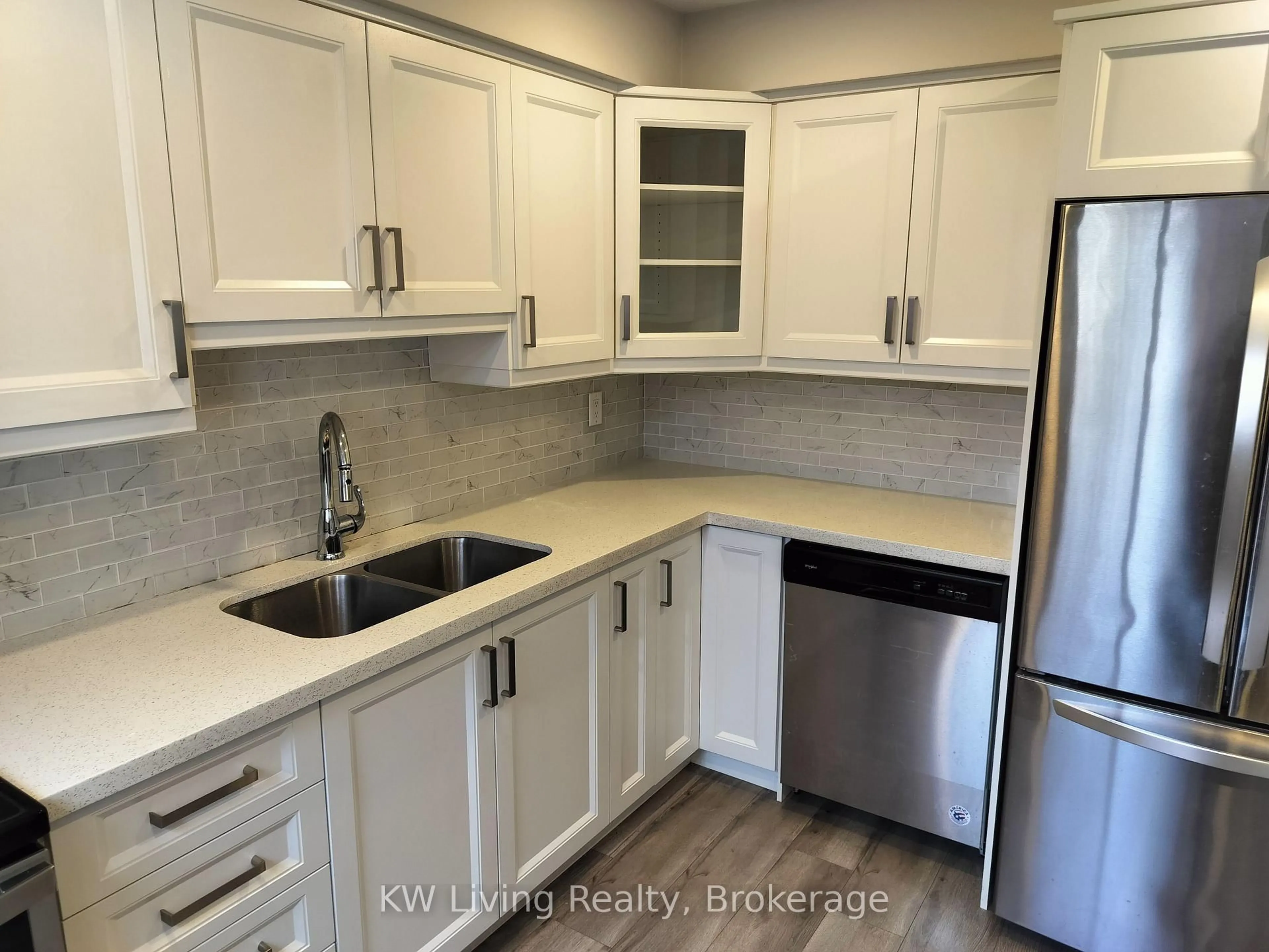 Standard kitchen, unknown for 81 Irwin Rd #18, Toronto Ontario M9W 5W1