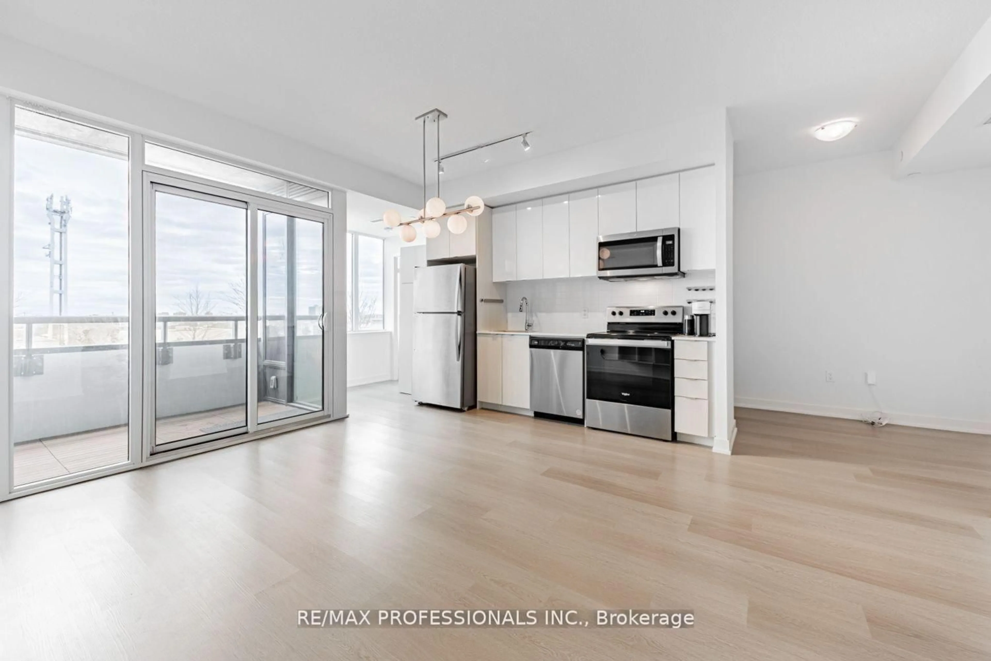 Open concept kitchen, unknown for 859 The Queensway #313, Toronto Ontario M8Z 1N8