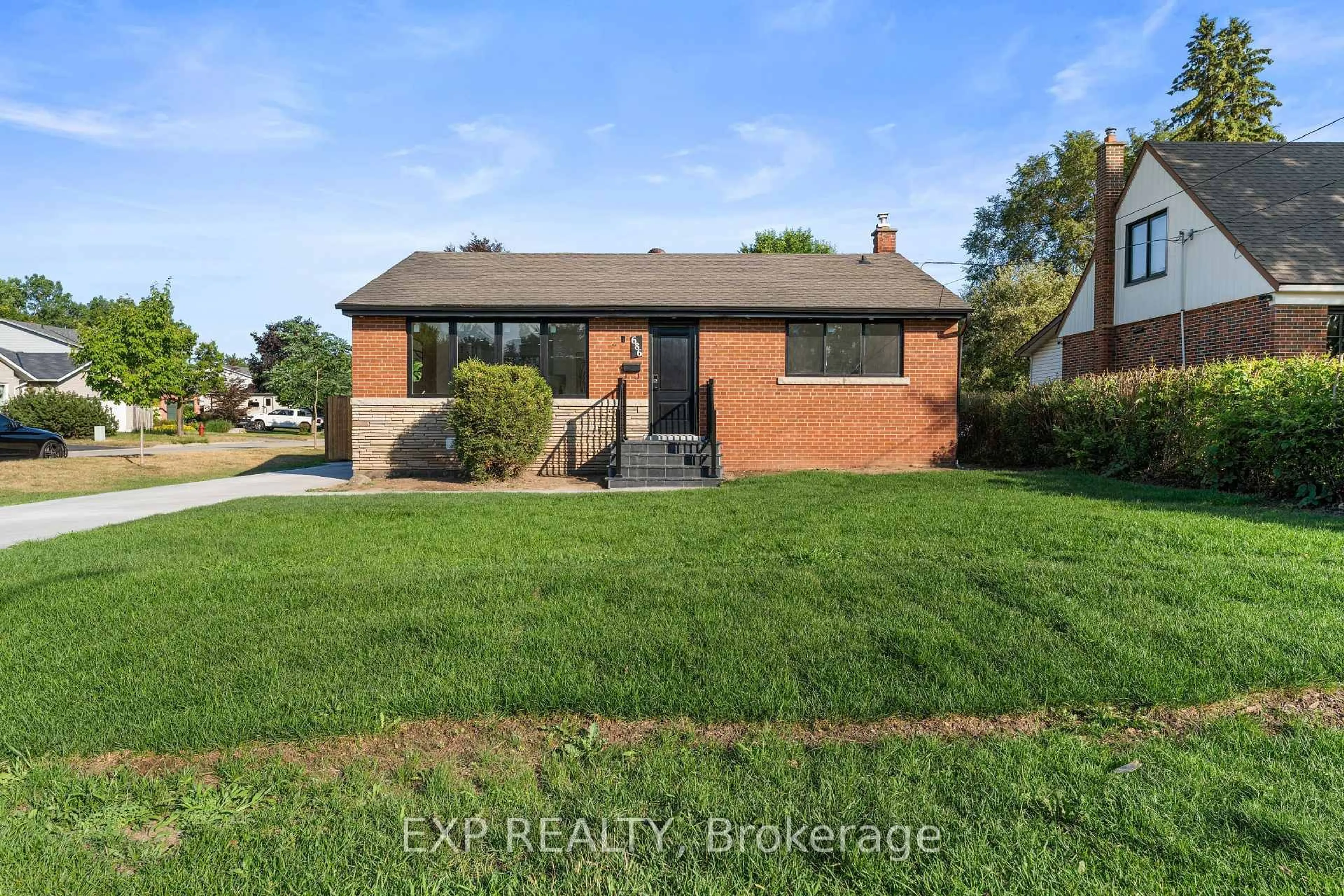 Home with brick exterior material, street for 686 Wickens Ave, Burlington Ontario L7T 3T2