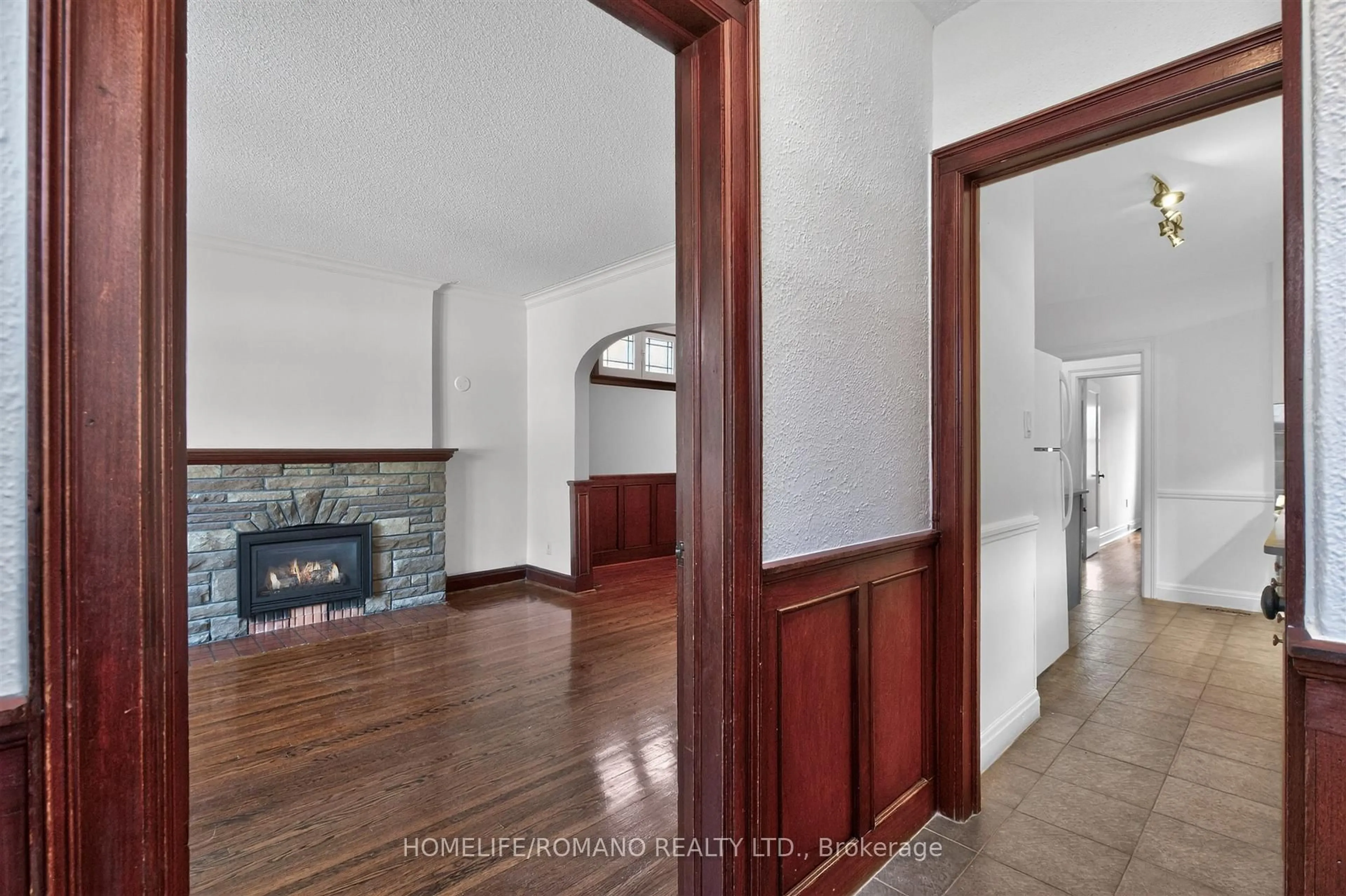 Unknown for 9 Little Ave, Toronto Ontario M9N 1K3