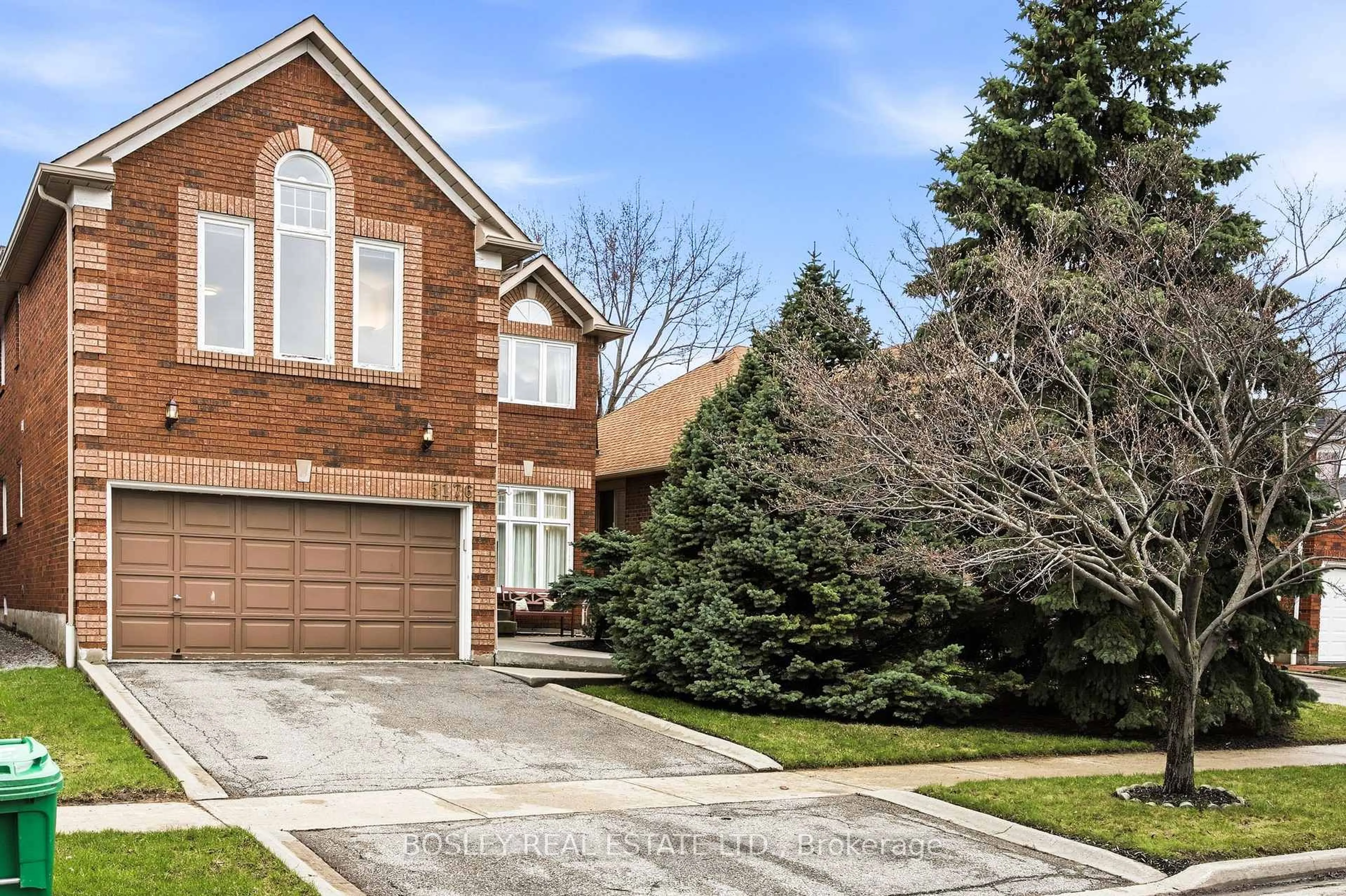 Home with brick exterior material, street for 5176 Castlefield Dr, Mississauga Ontario L5V 1S2