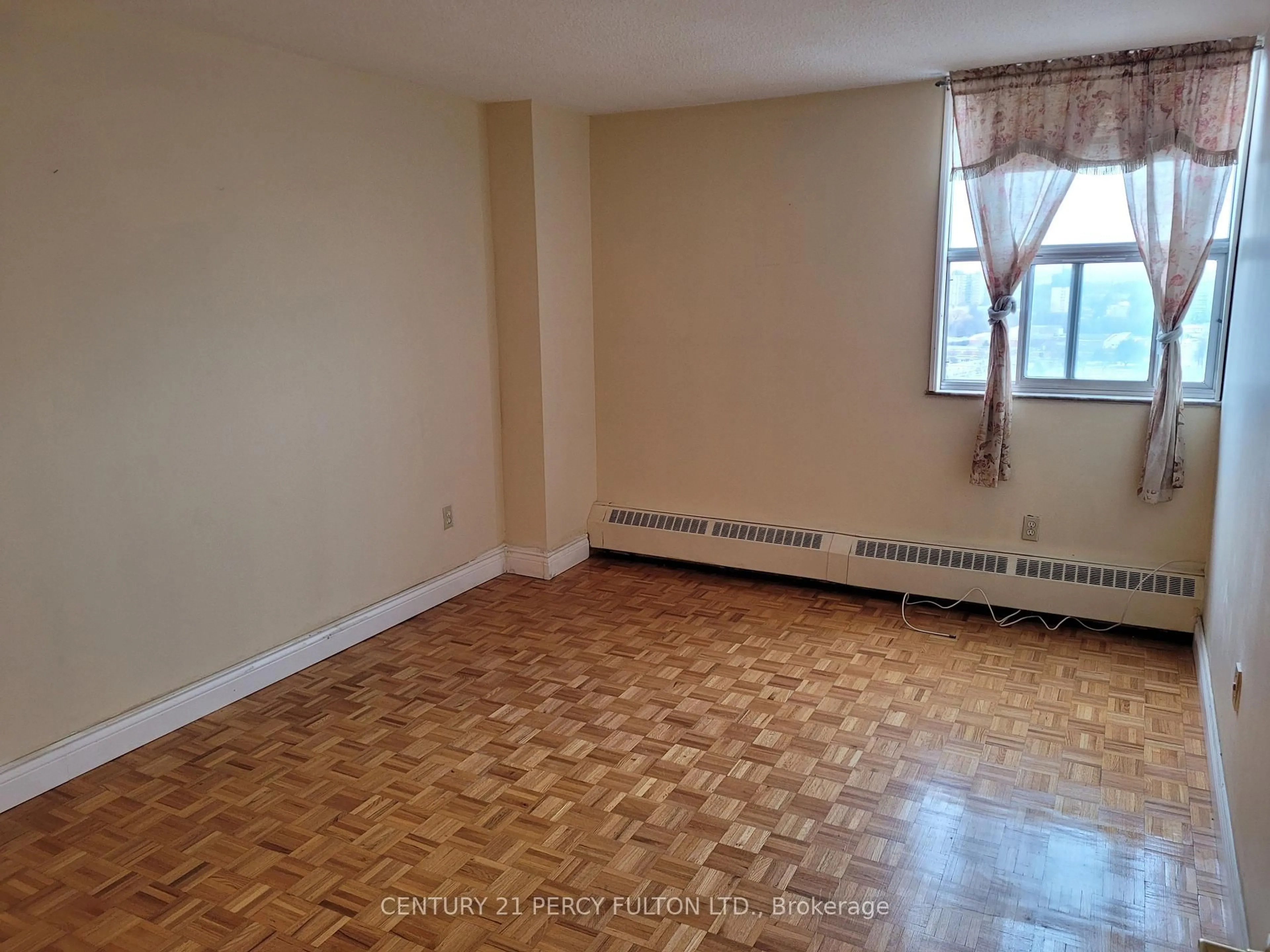 A pic of a room for 2645 Kipling Ave #1707, Toronto Ontario M9V 3S6