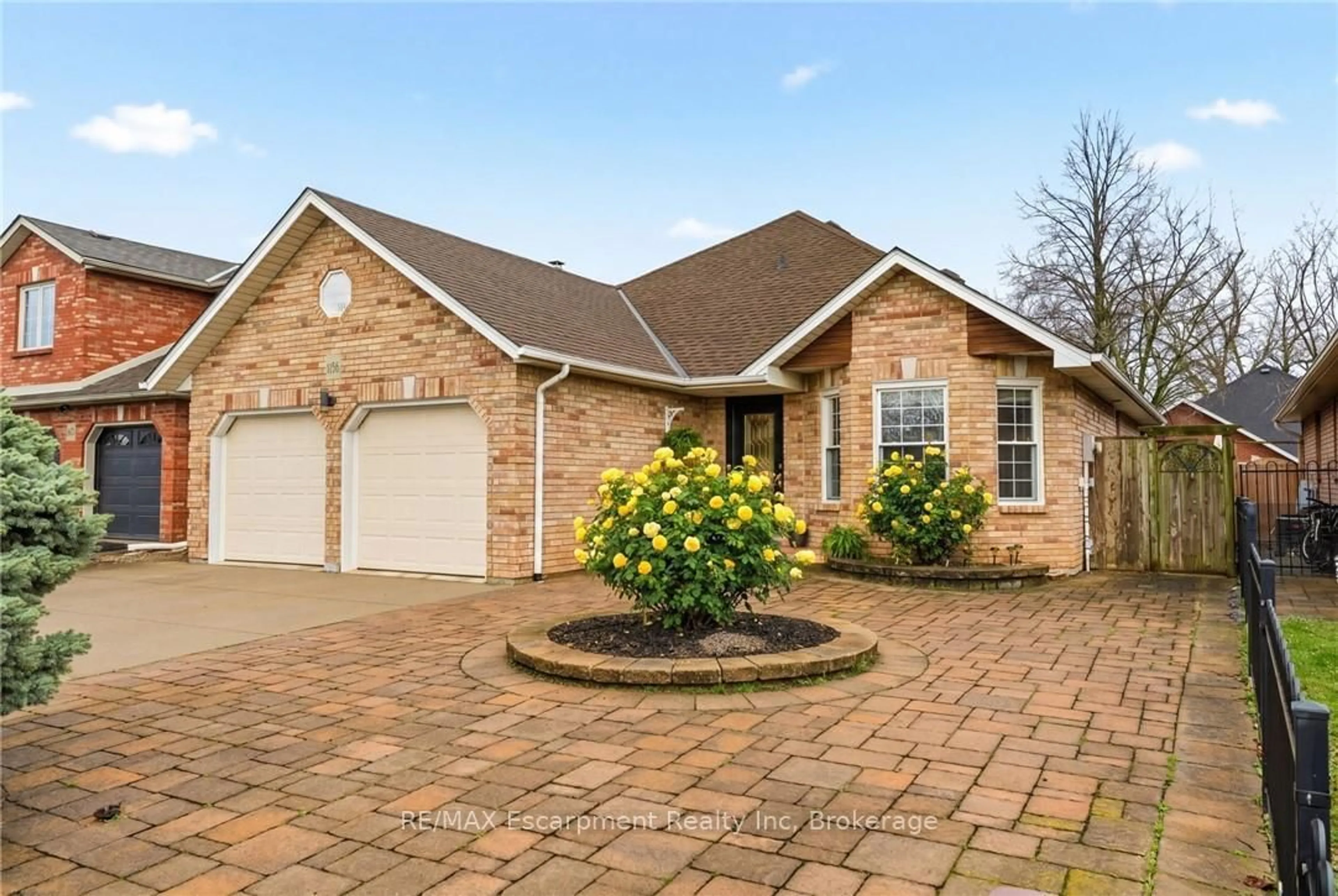 Home with brick exterior material, street for 1156 AUGUSTUS Dr, Burlington Ontario L7S 2K5