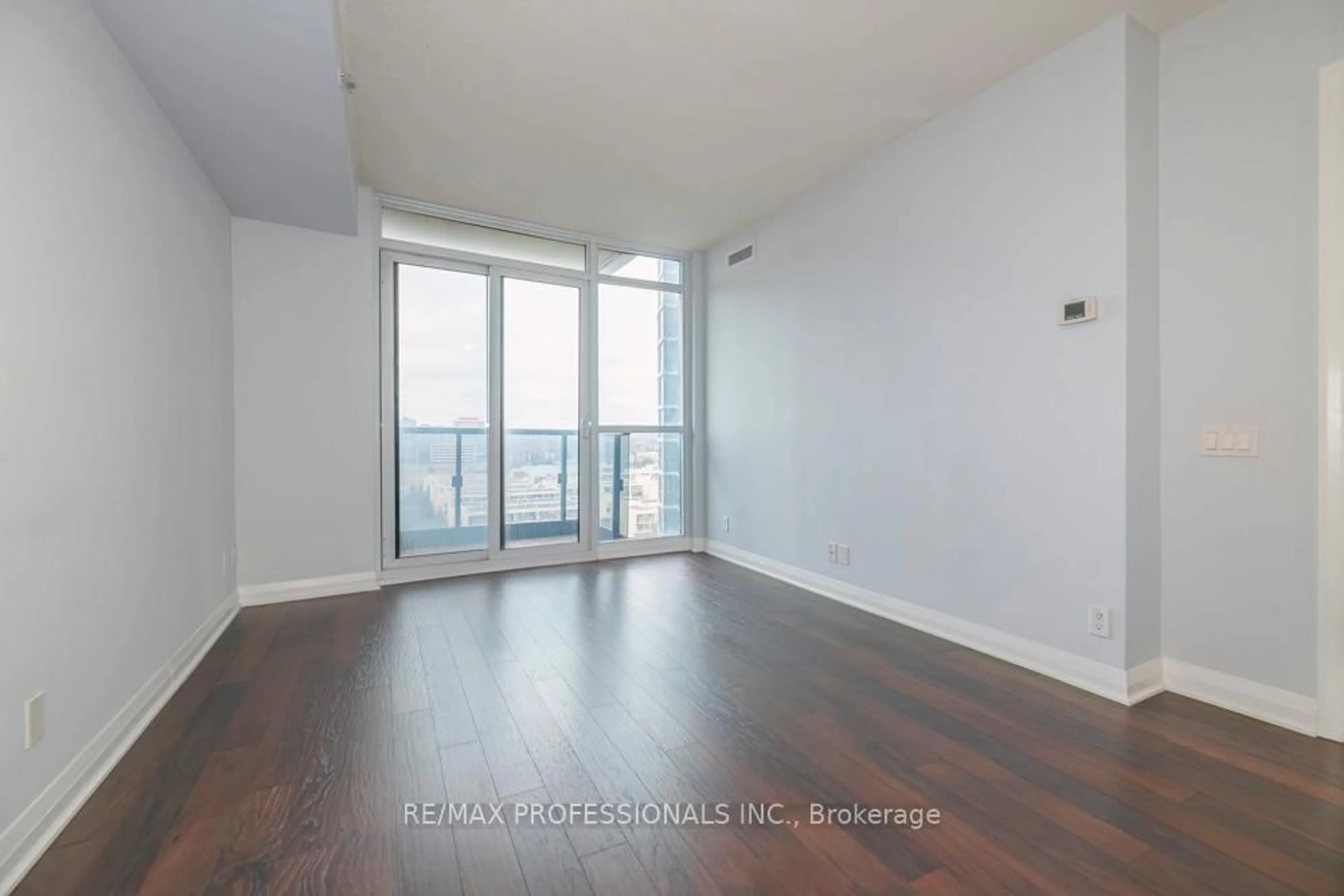 A pic of a room for 5 Valhalla Inn Rd #1301, Toronto Ontario M9B 1S9